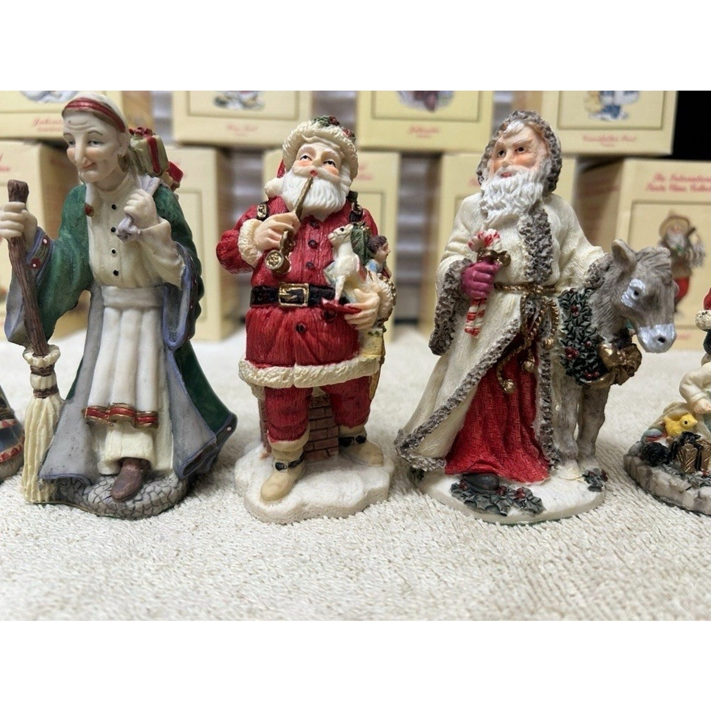 International Santa Claus collection of 16 Collectable Vintage Christmas