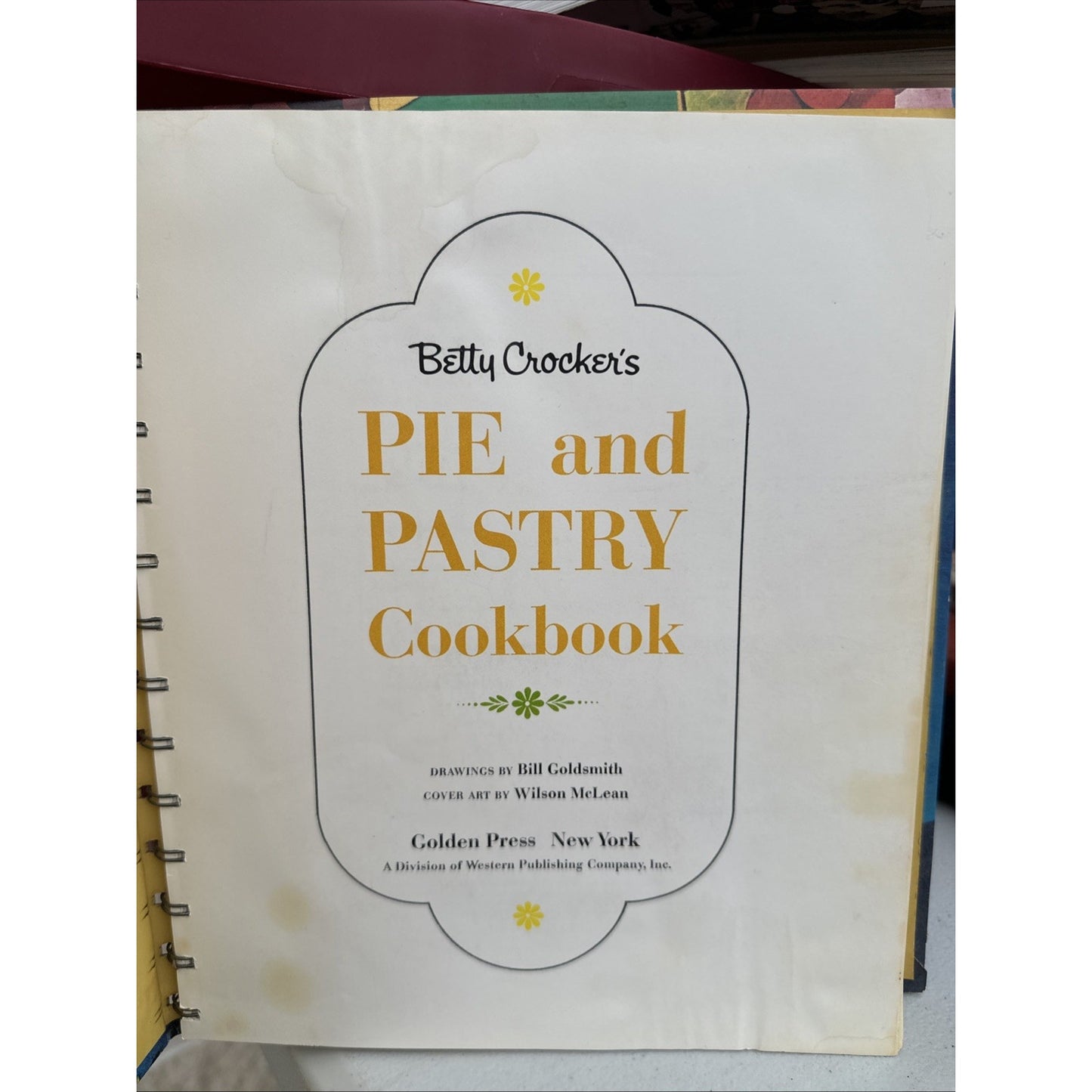Betty Crocker's Pie and Pastry Cookbook Party Potluck Recipes 1st Ed 1968