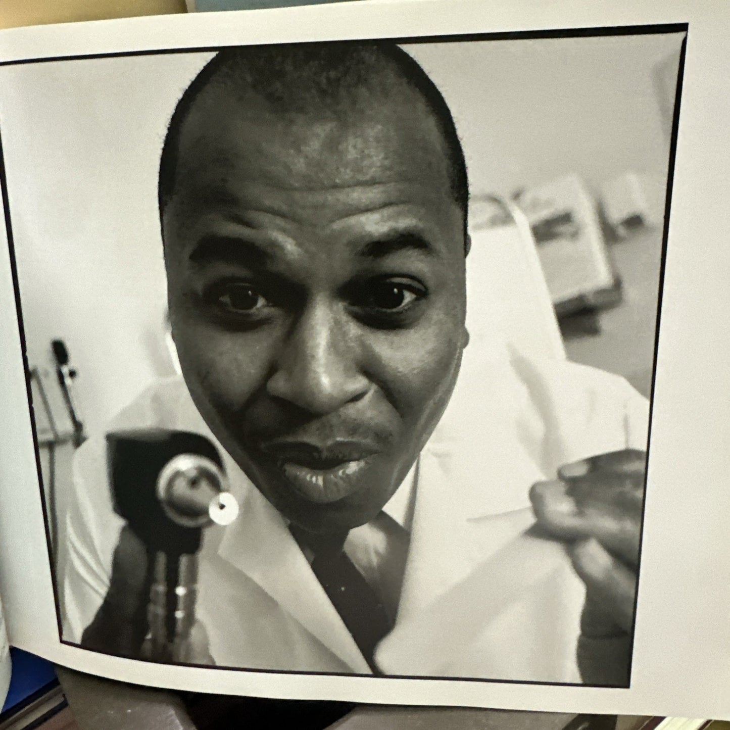 Our Common Ground : Portraits of Blacks Changing the Face of America GD+ 'SIGNED