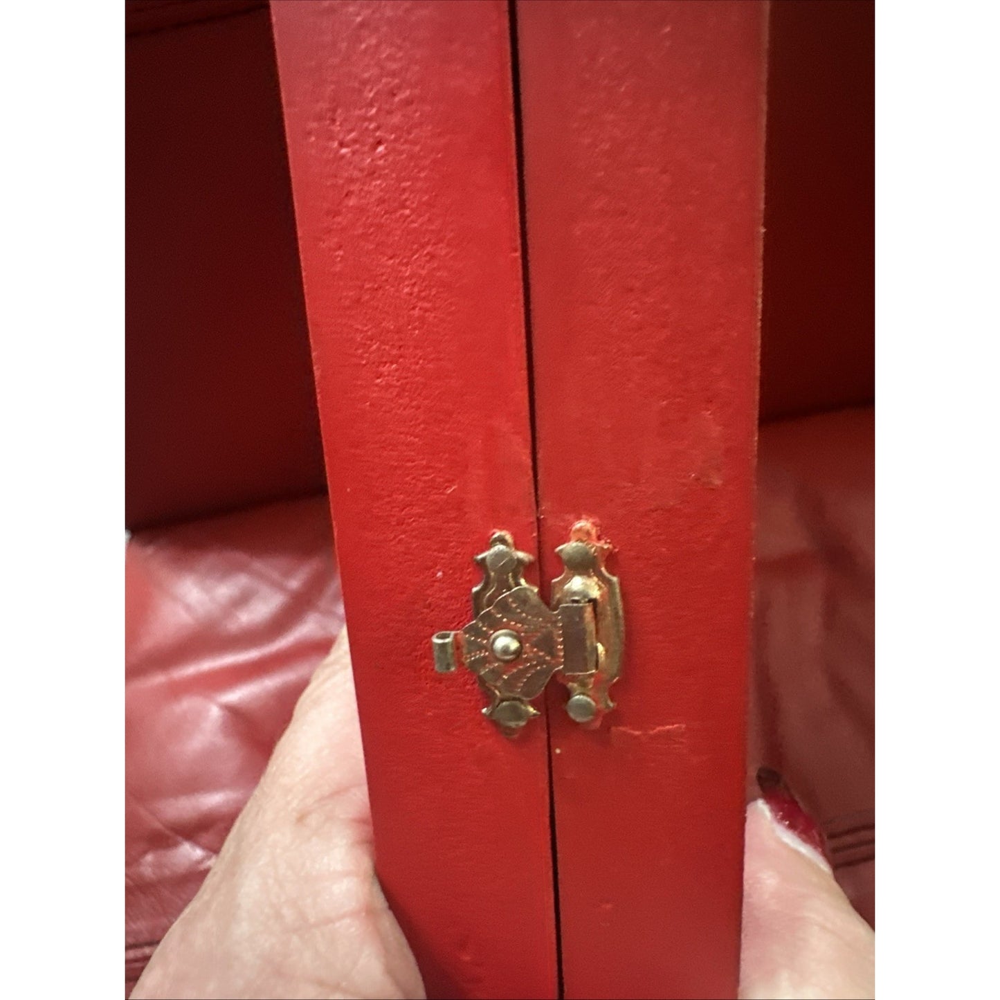 Vintage House of Lloyd Christmas Around The World Holiday Red Door Photo Album