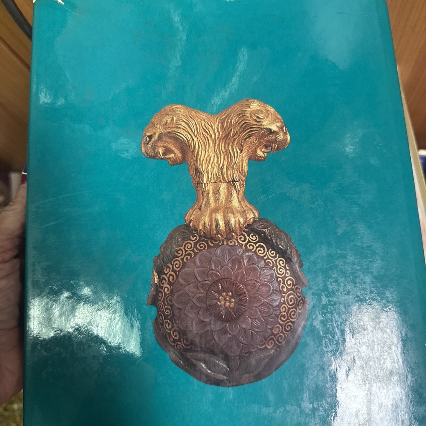 Antique Gold and Enamelware In Color 1971 by Howard Ricketts Book
