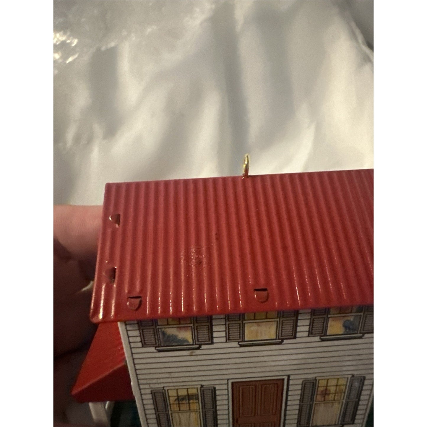 NEW NRFB Hallmark Farm House 1999 Town and Country Christmas Ornament