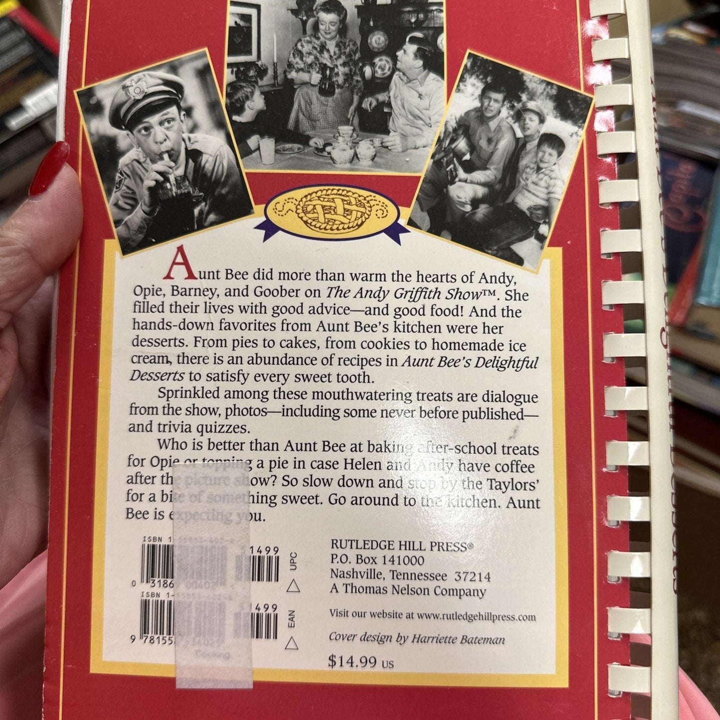 Aunt Bee's Delightful Desserts Vintage Book
