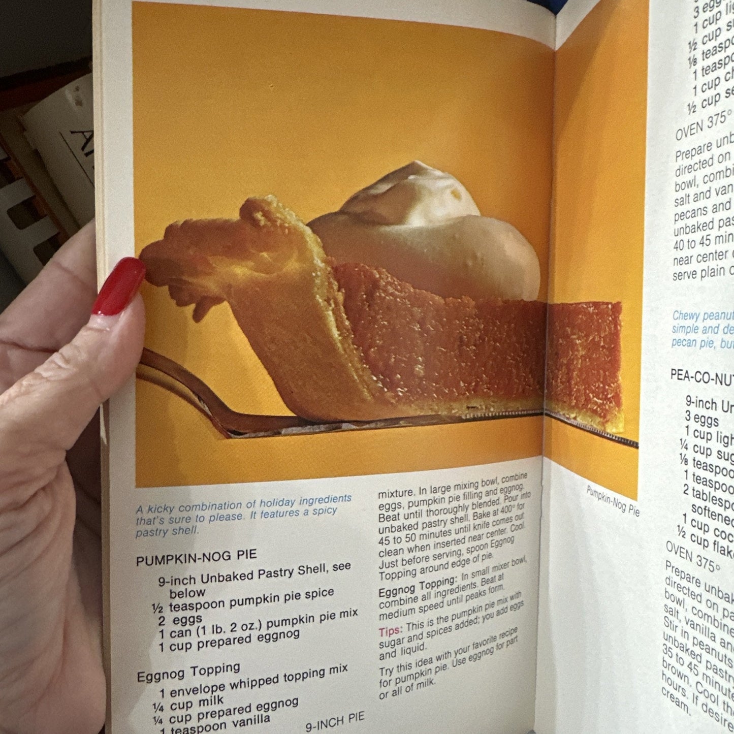 vintage Pillsbury's Dessert paperback cookbook copyright 1970