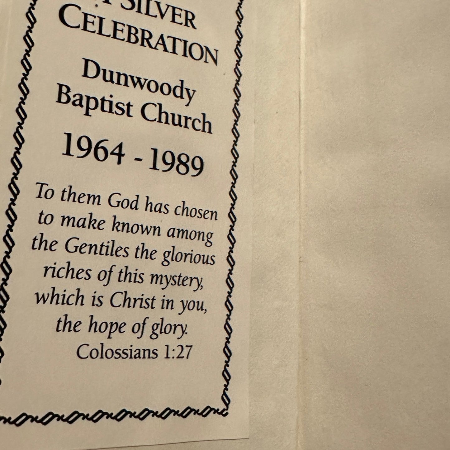1989 Vintage Olive Wood Cover Red Letter New Testament