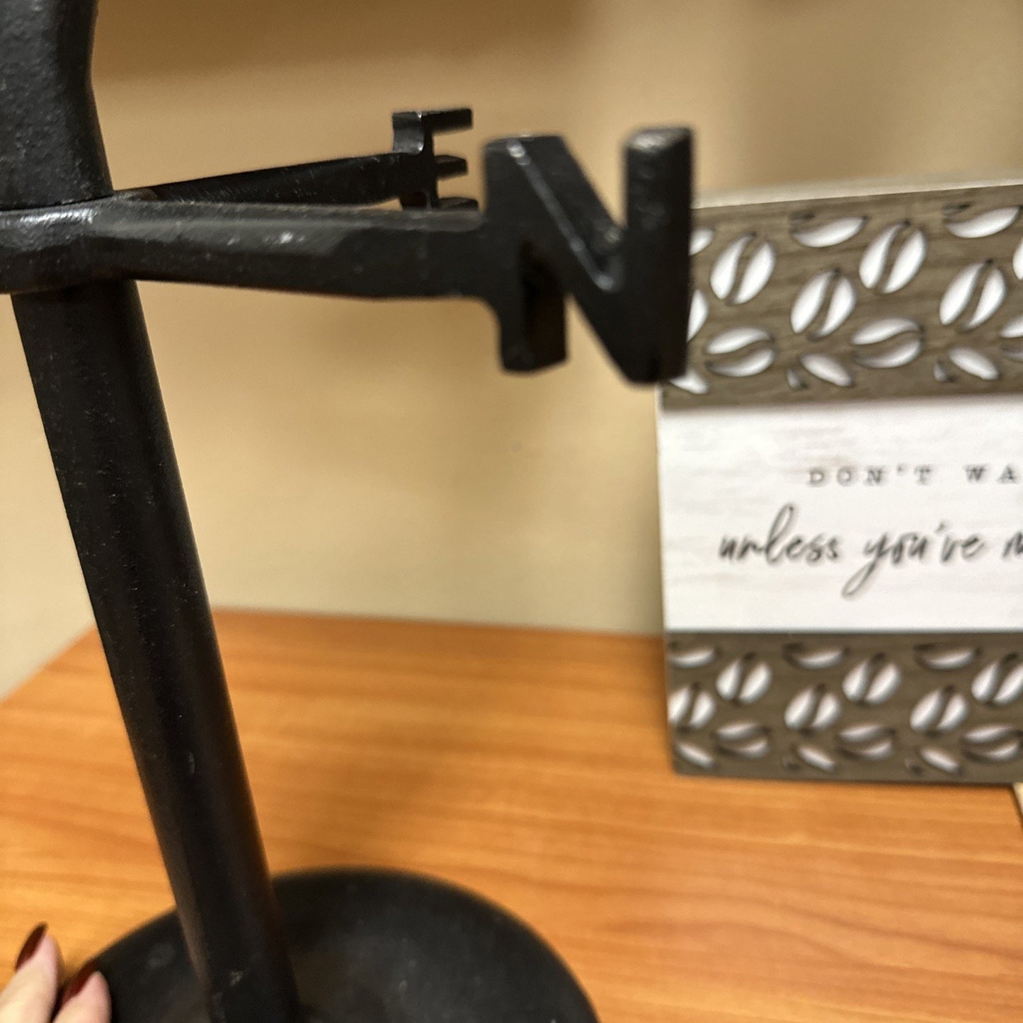 Wrought Iron Vintage Hen Weather Vane Mug Holder Tree