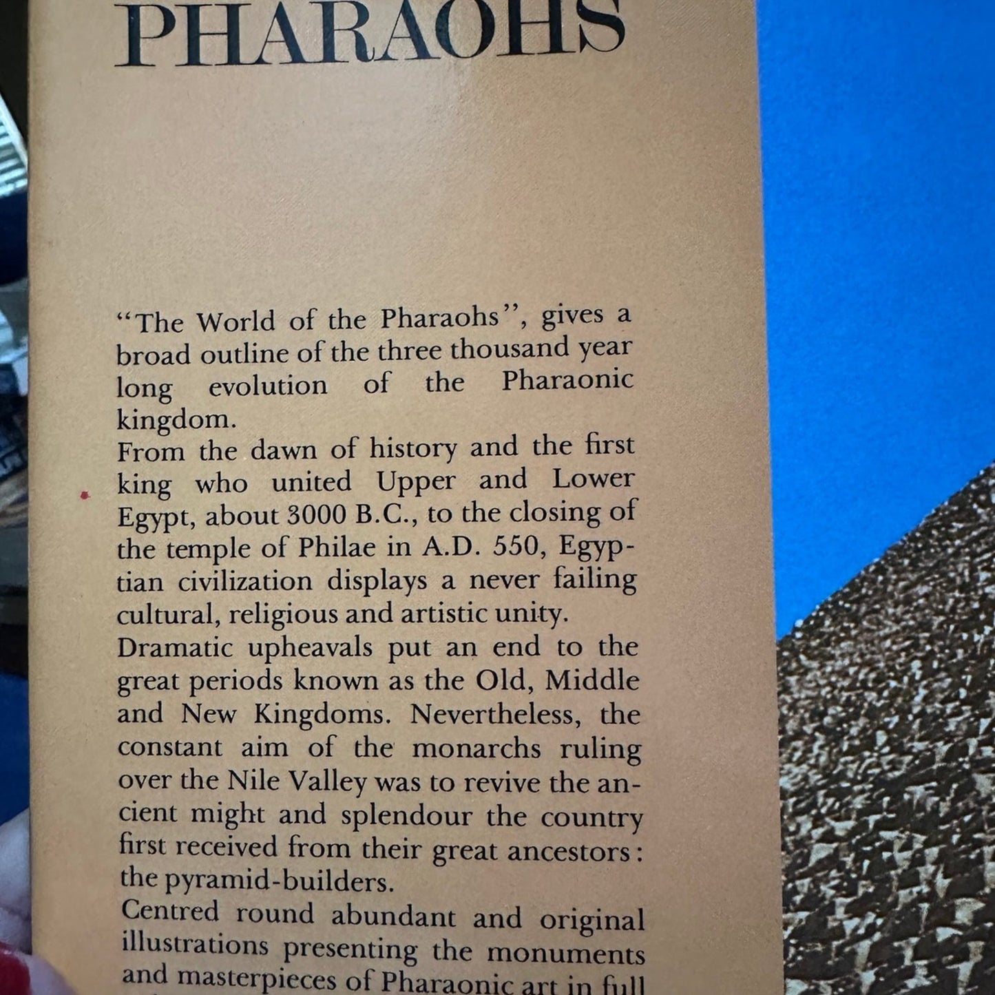 The World of the Pharaohs by Henri Stierlin 1978 Hardcover w/ Dust Cover