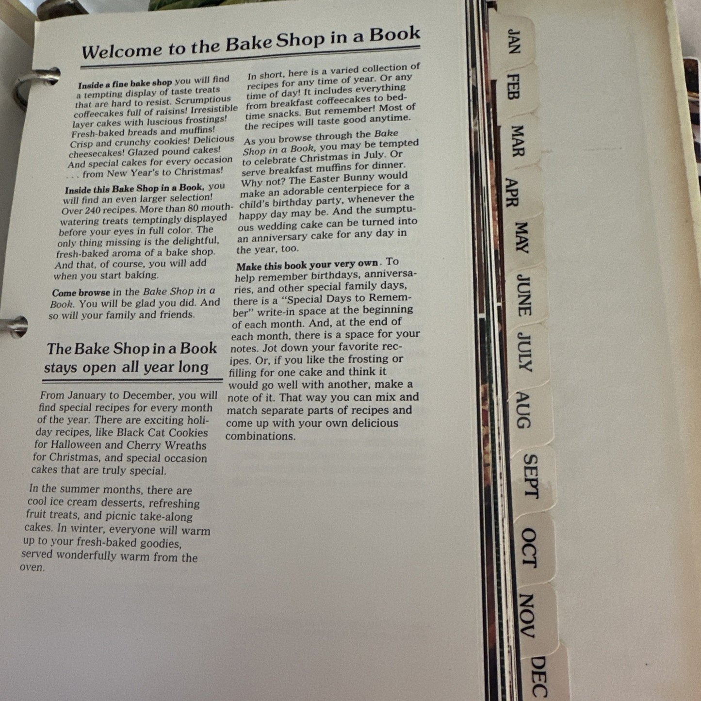 Duncan Hines Bake Shop in a Book 3-Ring Hardcover Book 1979