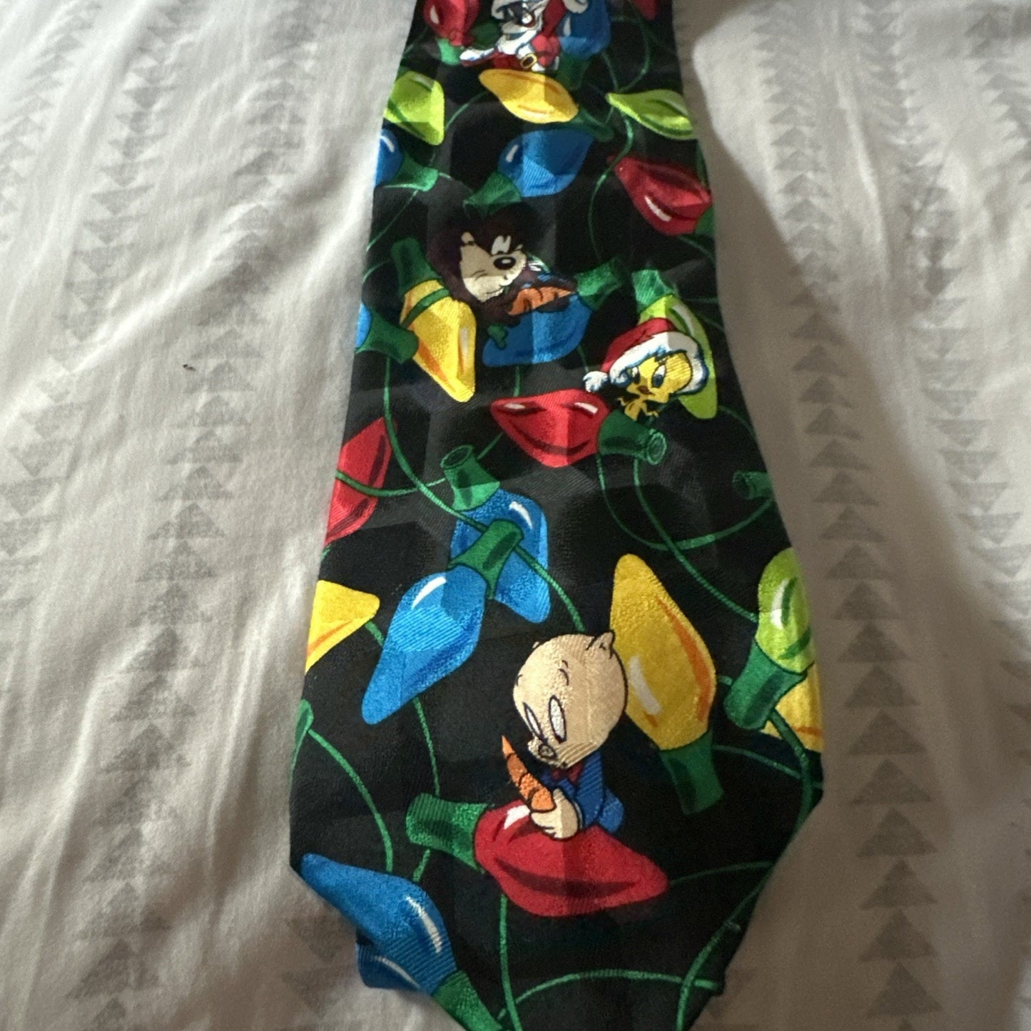 Looney Tunes Mania Tie With Christmas Lights Bugs Bunny Daffy Duck Taz