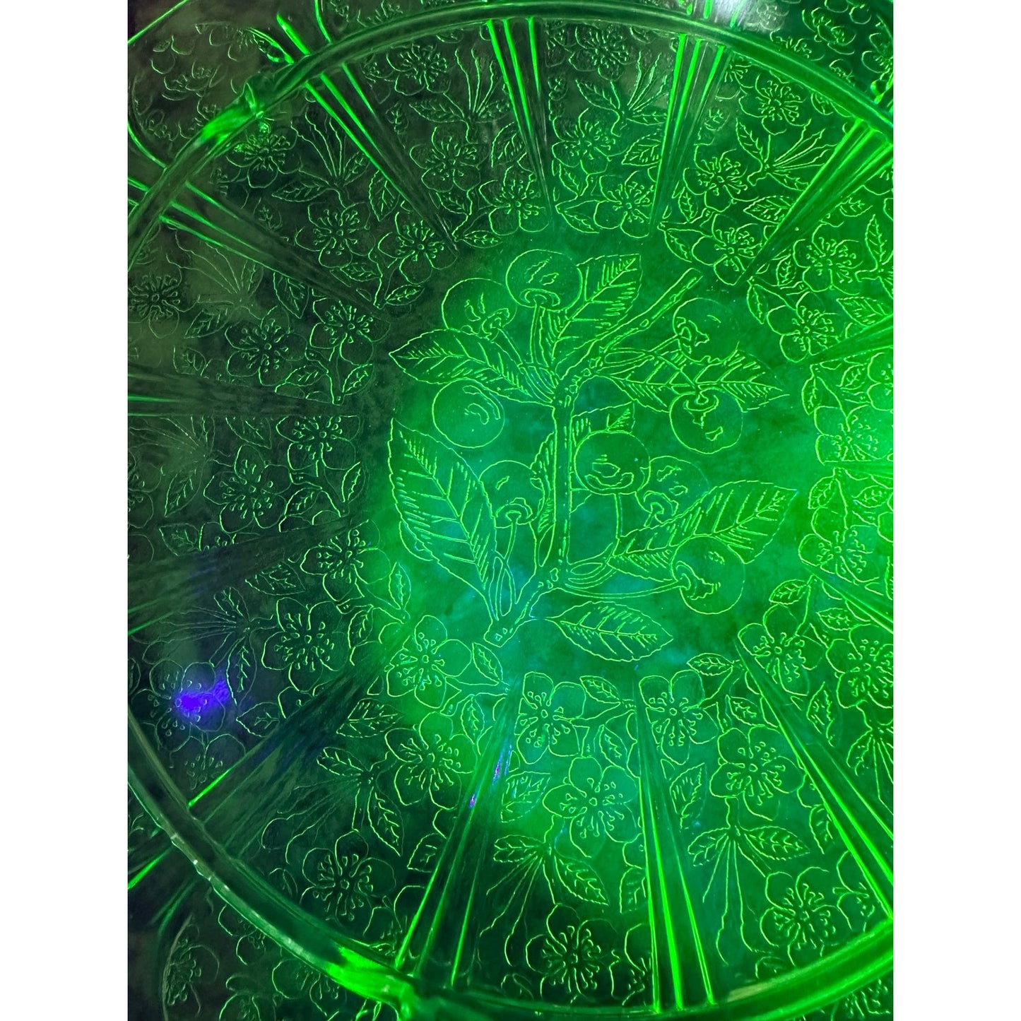 This beautiful Cake Plate is made out of depression/uranium glass.