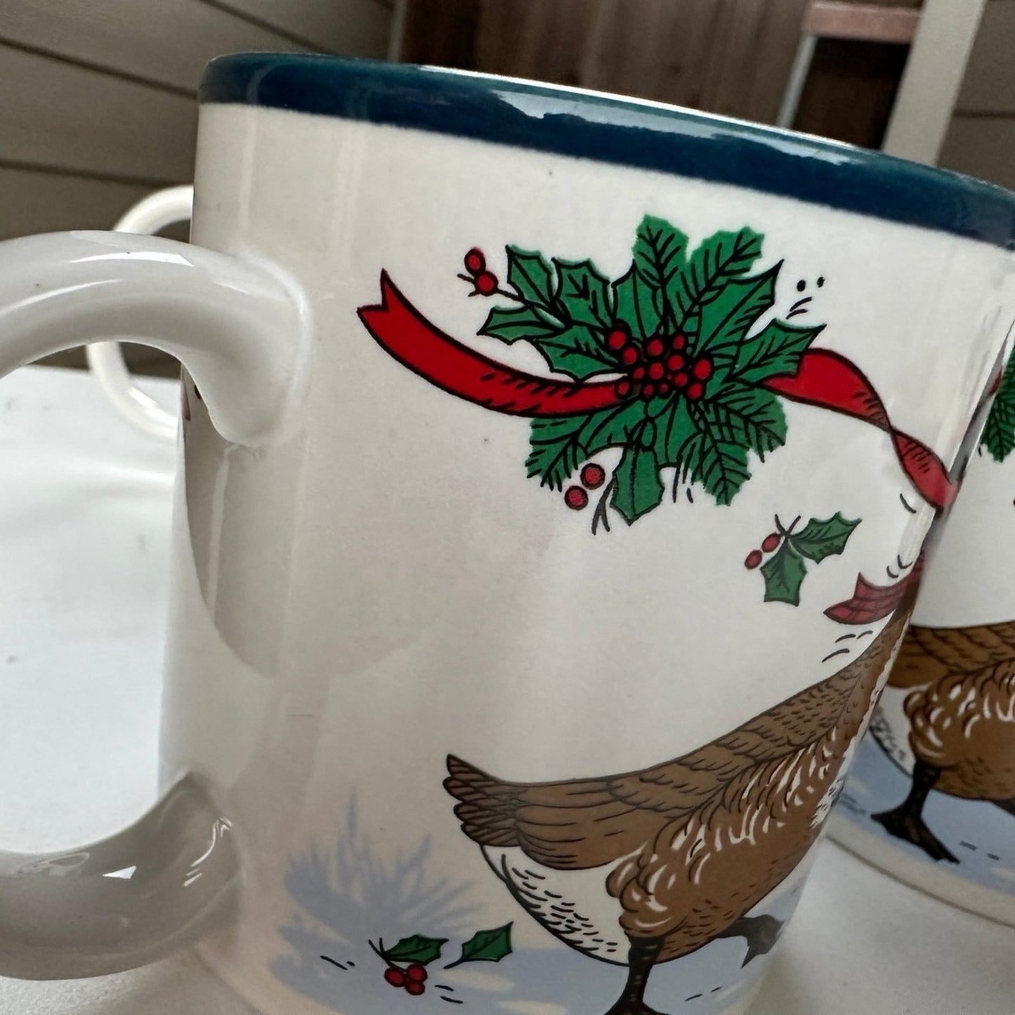 Holiday Mug Potpourri Press Christmas 2 Pc Set Coffee Tea Cup Vintage 1980’s