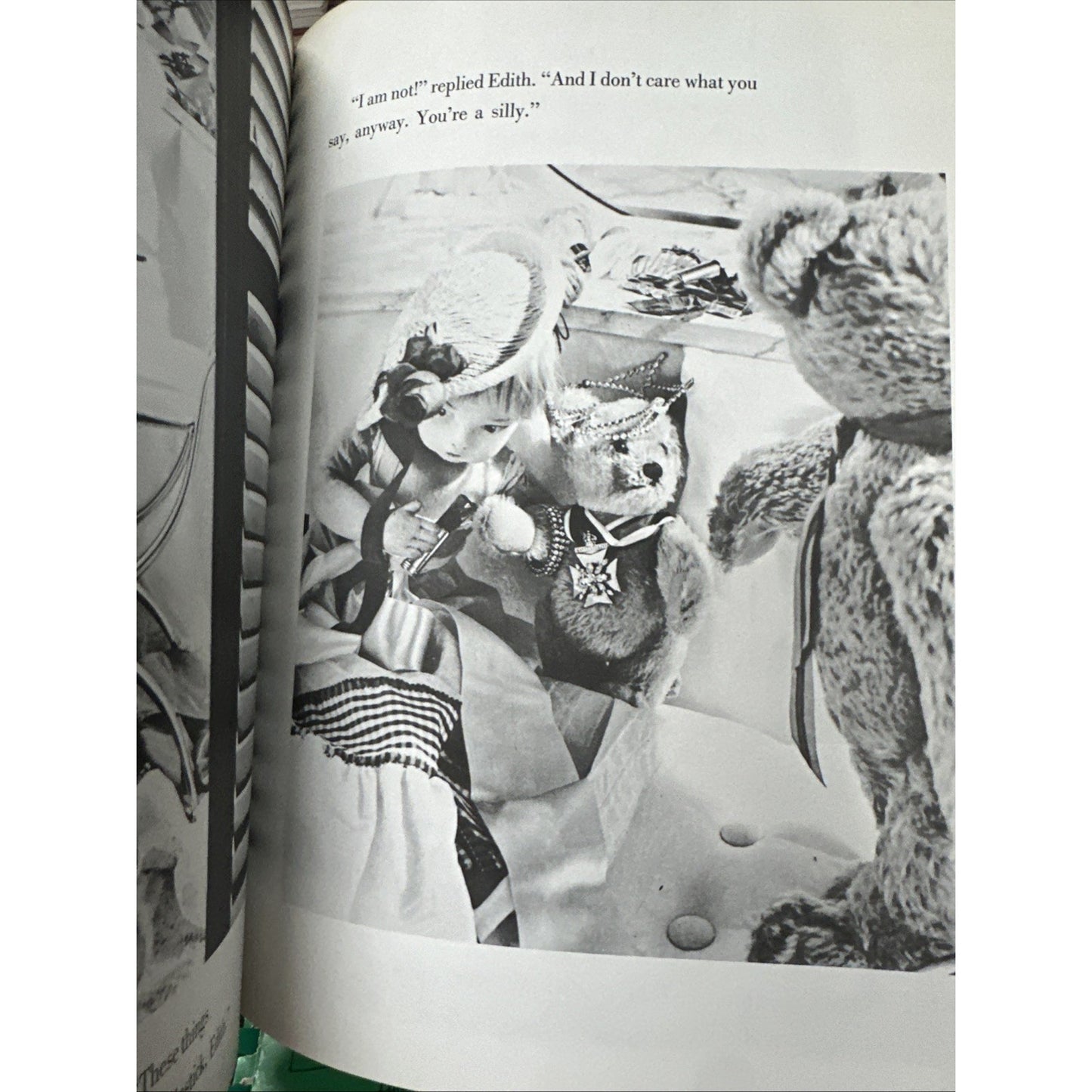 The Lonely Doll Story And Photographs Paperback Dare Wright