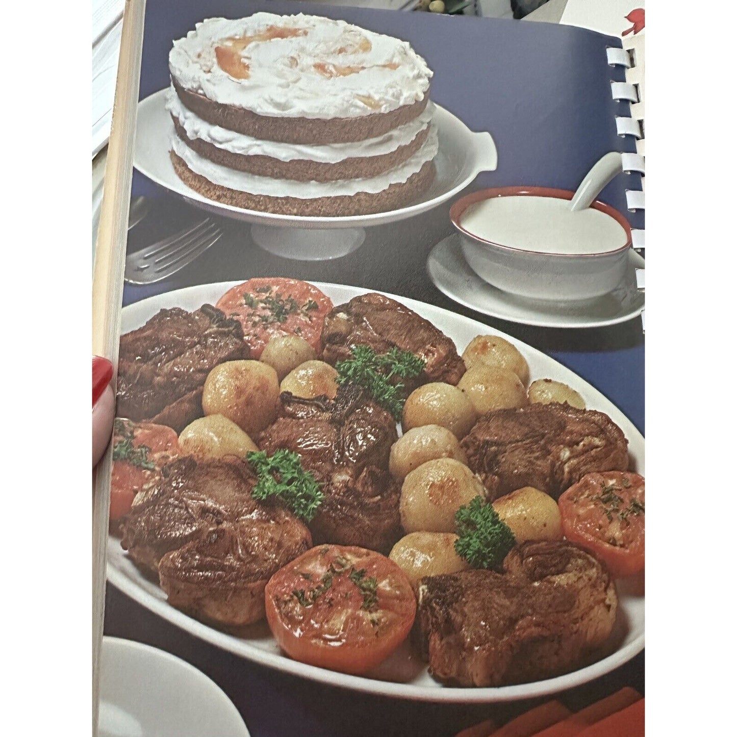 Recipes on Parade PARTY COOKBOOK Favorite Recipe of Military Officer Wives 1973
