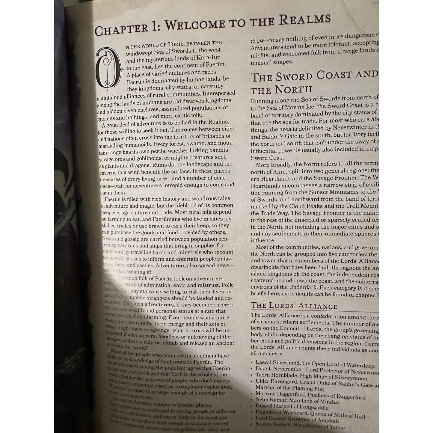 D&D Sword Coast Adventure Guide - Hard Cover Dungeons & Dragons