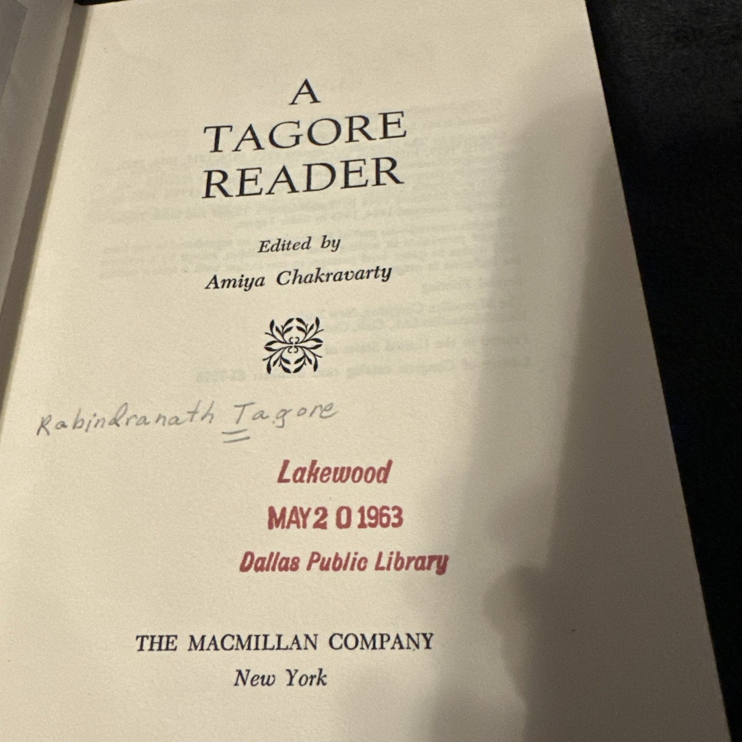 A Tagore Reader edited by Amiya Chakravarty- 1961 1st Edition 1st Printing HC DJ
