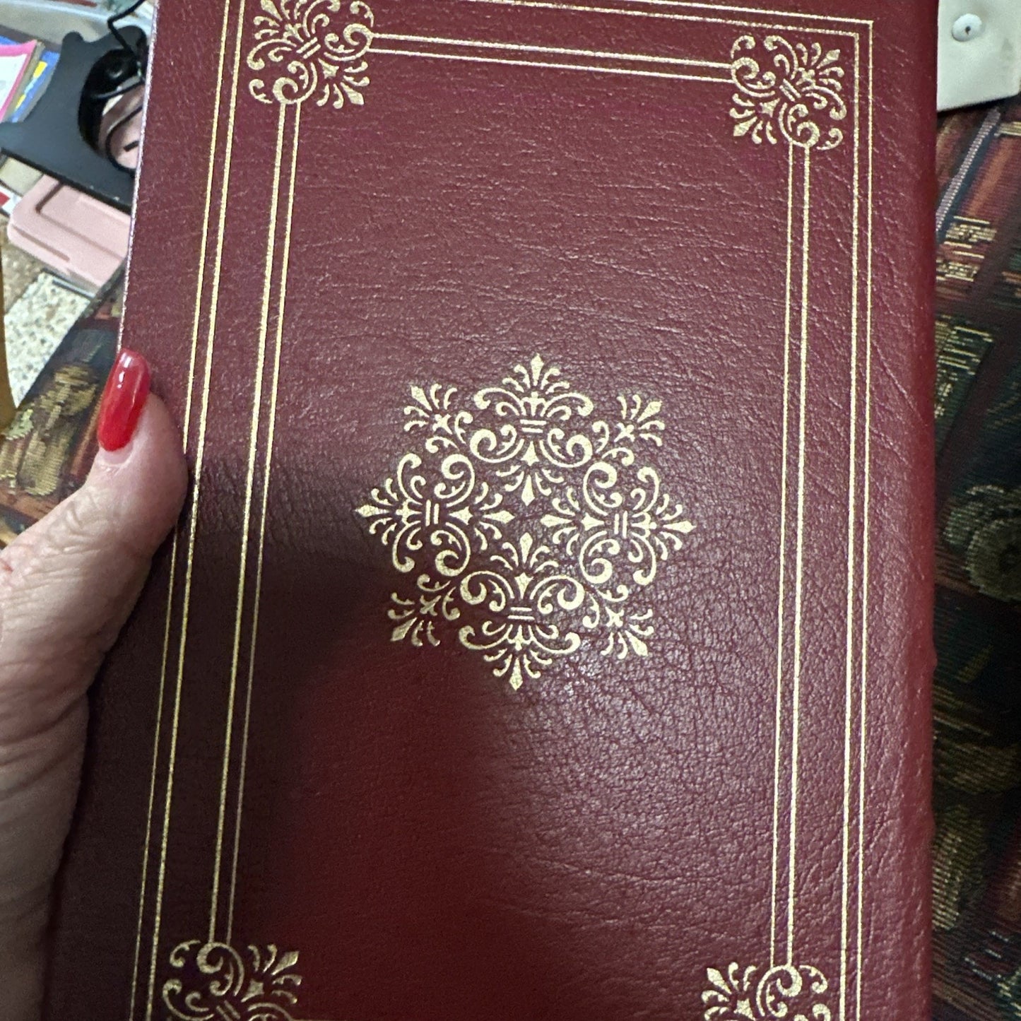Easton Press Signed First Edition The Greatest Generation Tom Brokaw with COA