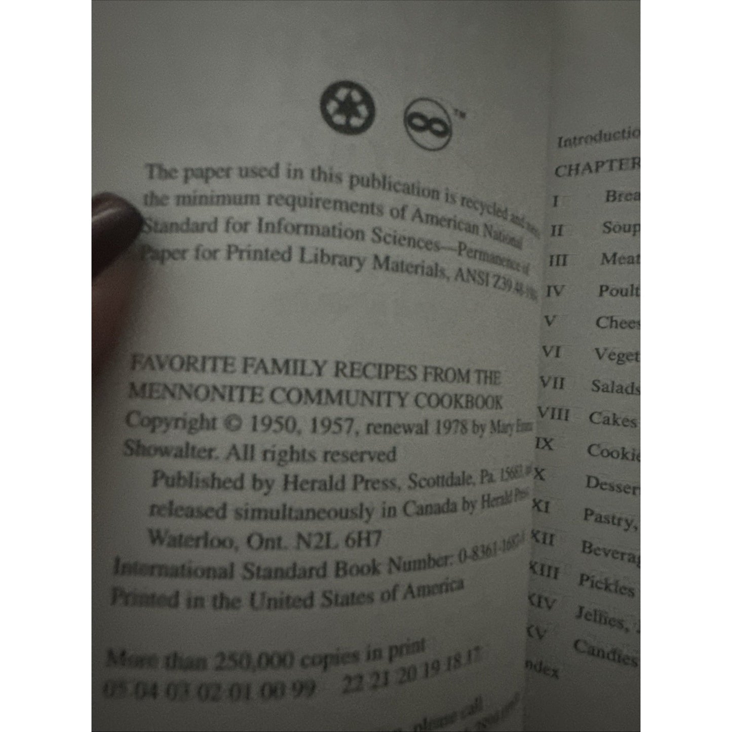 Favorite Family Recipes by Mary E. Showalter (1972, Paperback)