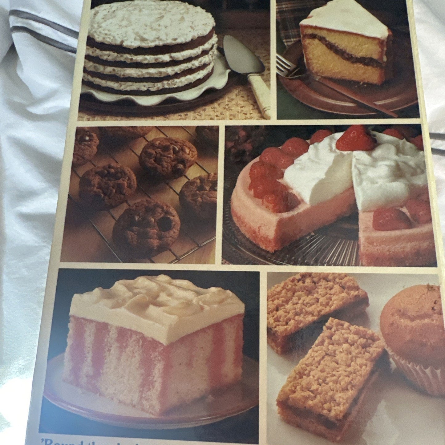 Duncan Hines Bake Shop in a Book 3-Ring Hardcover Book 1979