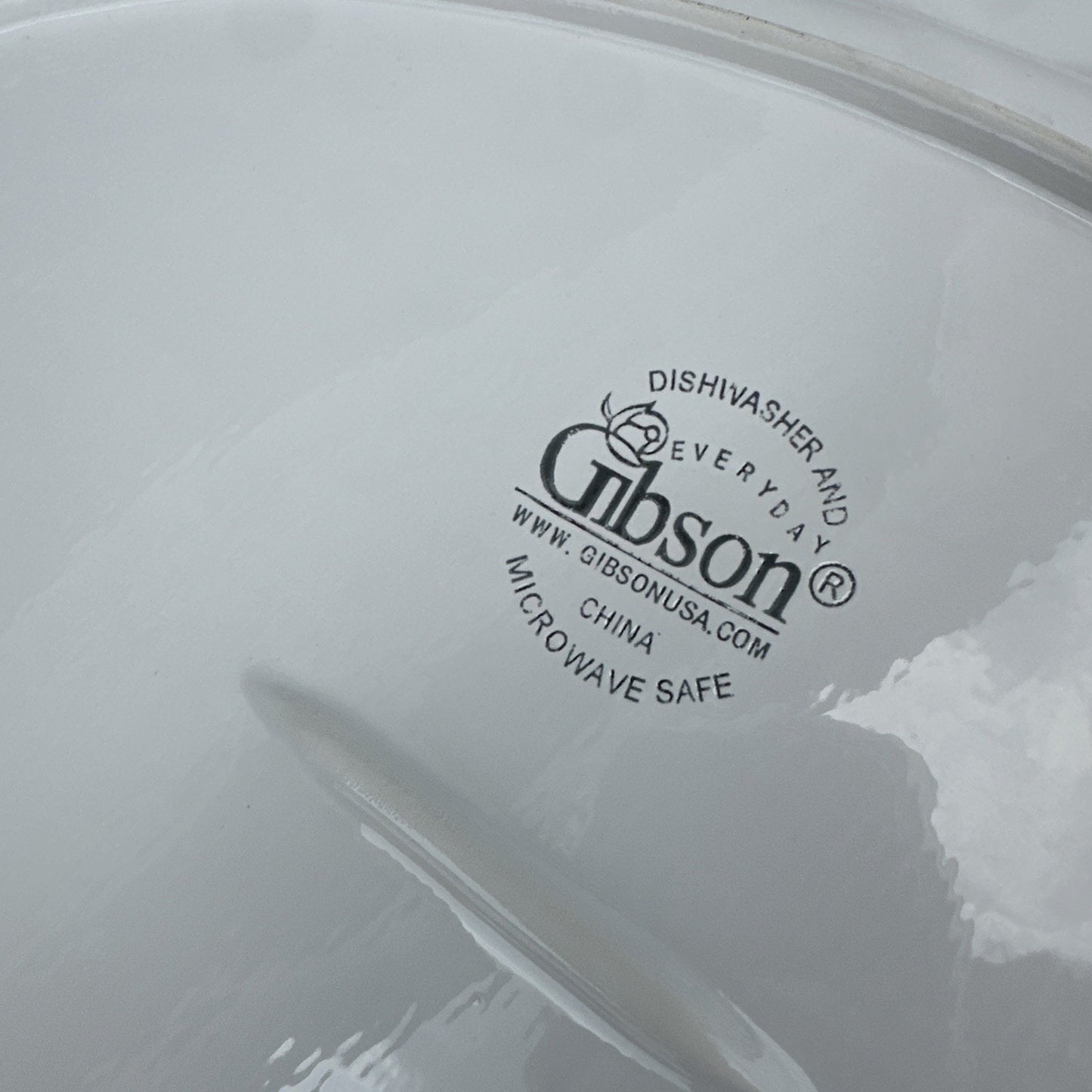Gibson USA Everyday China White Embossed Raised Fruit Oval Platter 19''x14"x1.5"