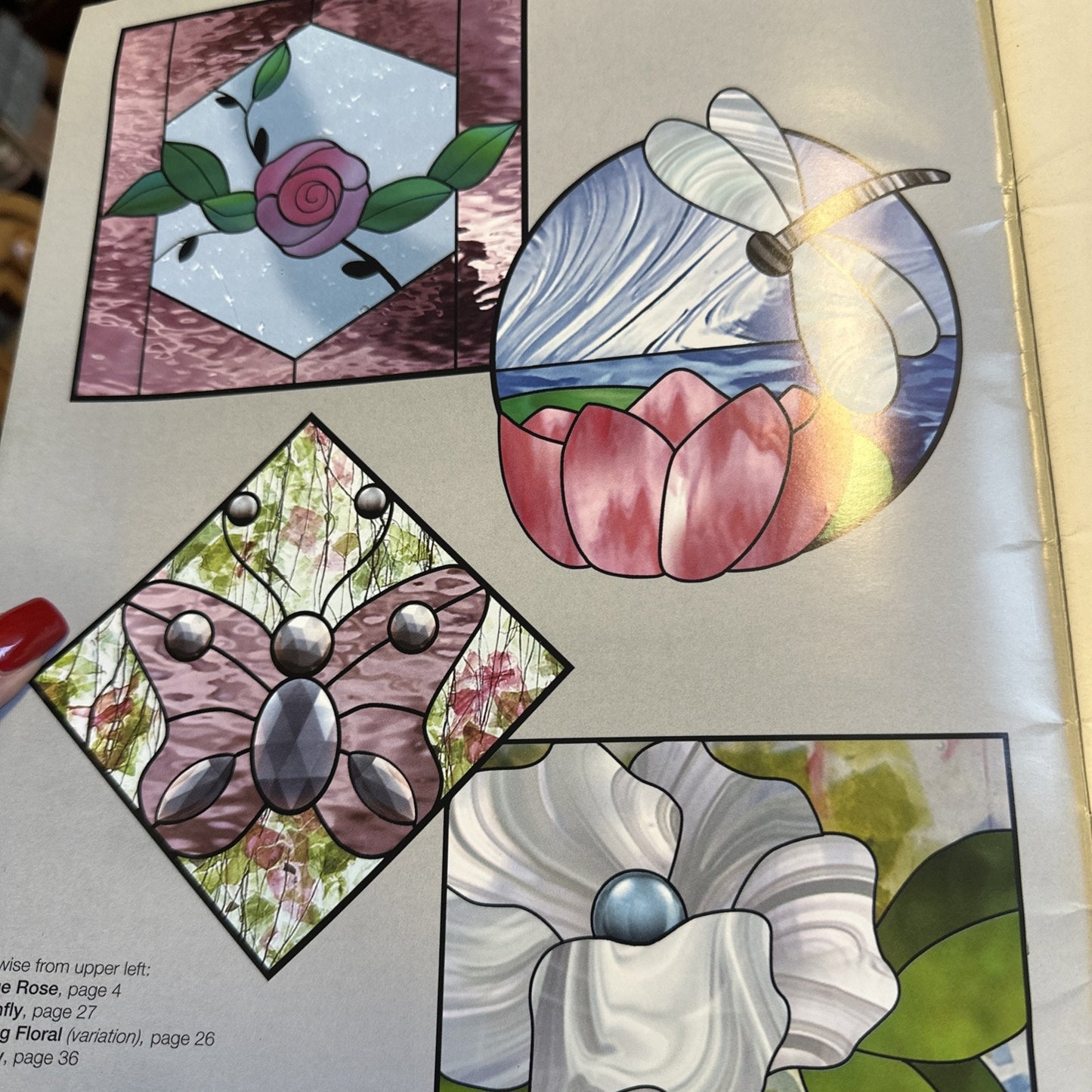 20 Pieces...or less! Stained glass book by Carolyn Kyle Laura Tayne 2000