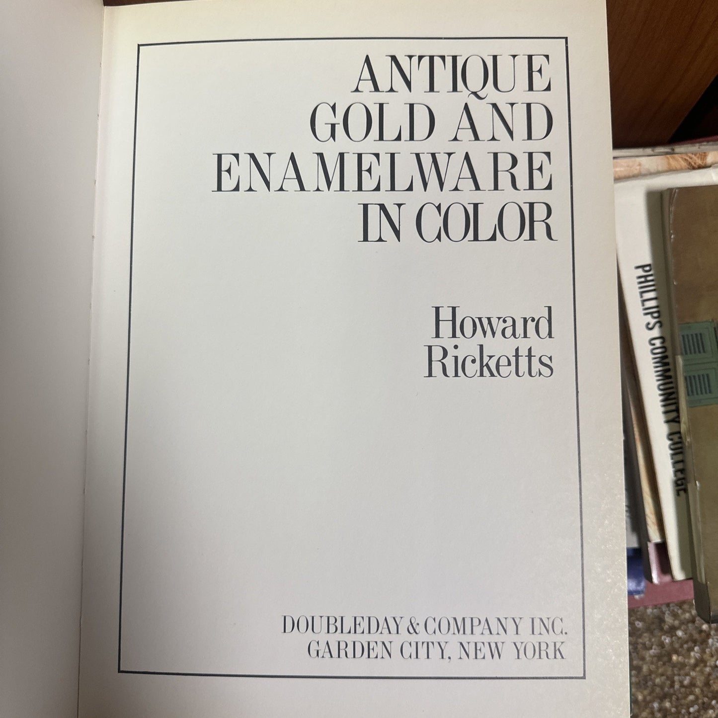 Antique Gold and Enamelware In Color 1971 by Howard Ricketts Book