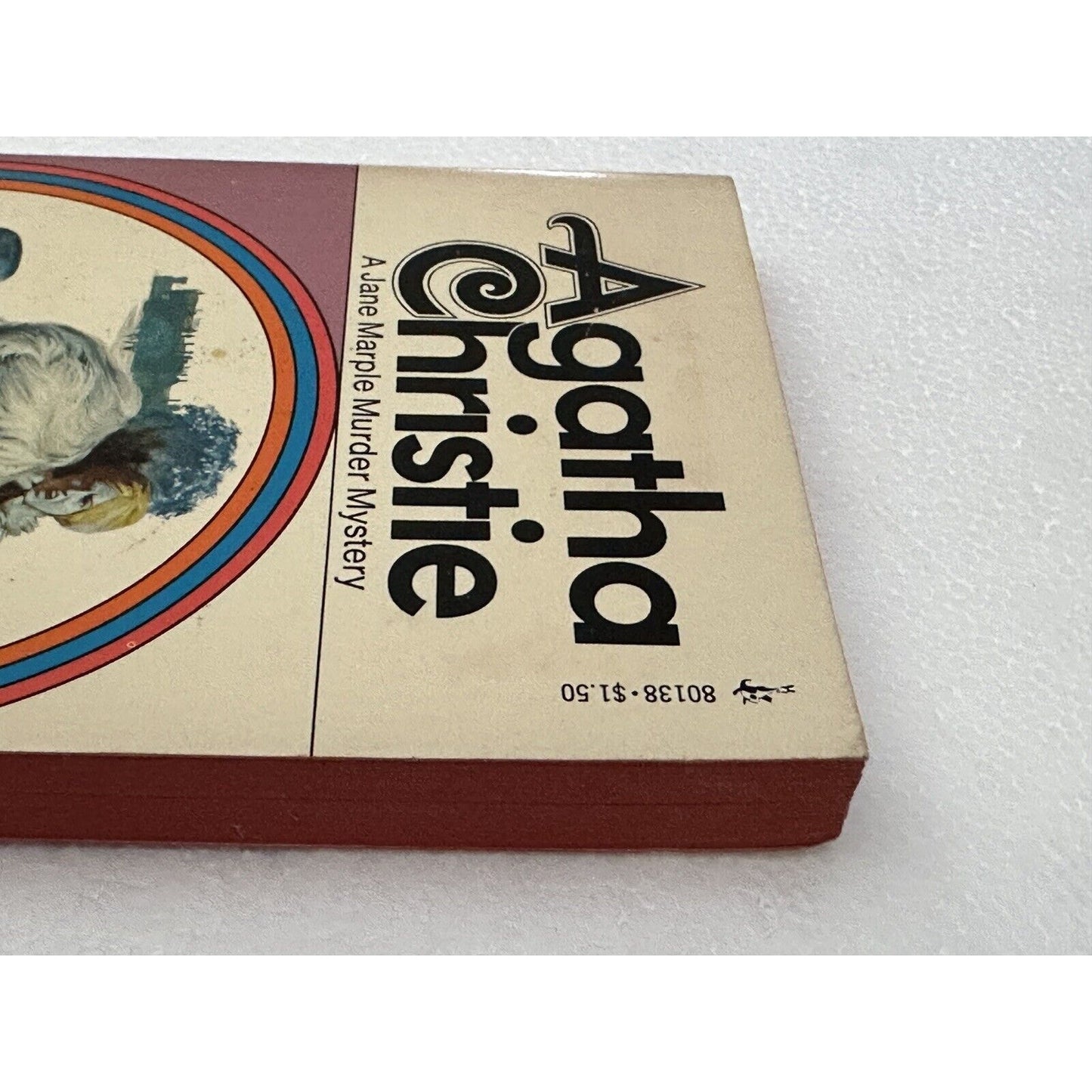What Mrs. McGillicuddy saw,Agatha Christie, paperback, English edit.,USA, 1975.