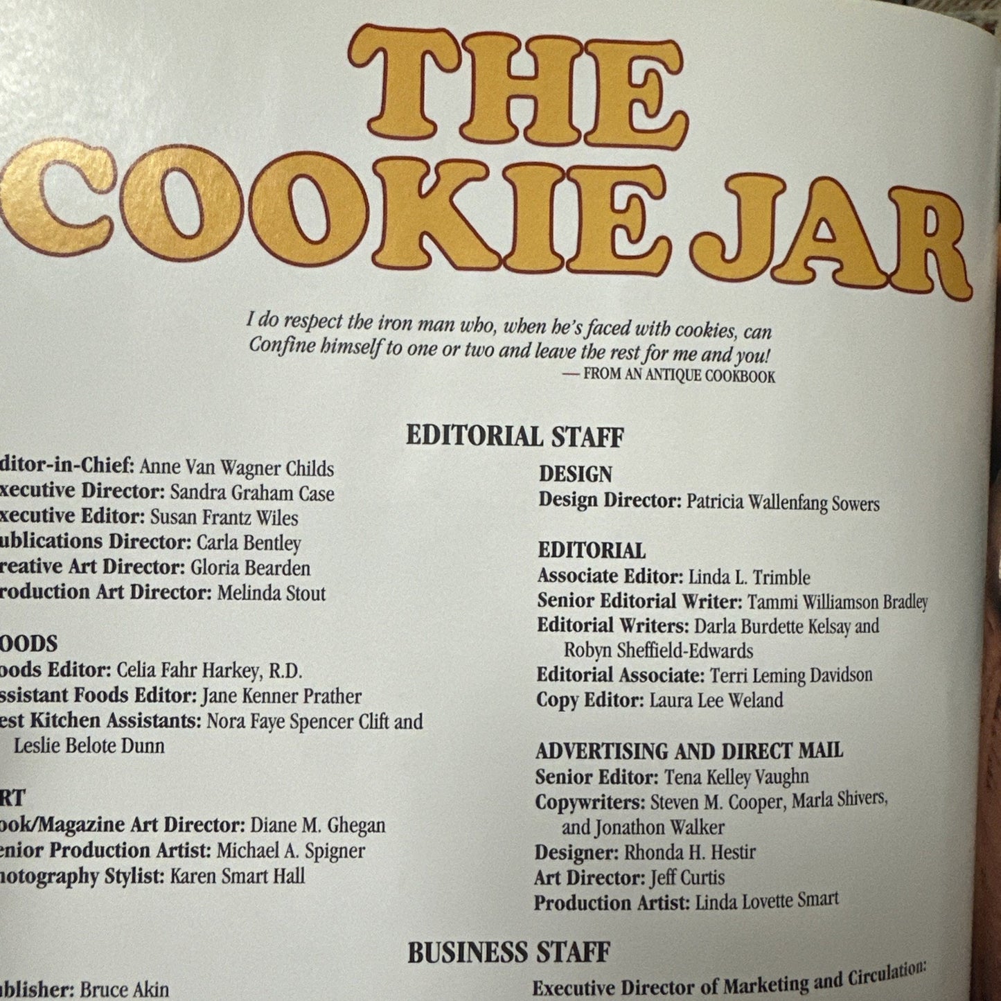 1995 Leisure Arts Memories in the Making Series The Cookie Jar Vintage Cookbook