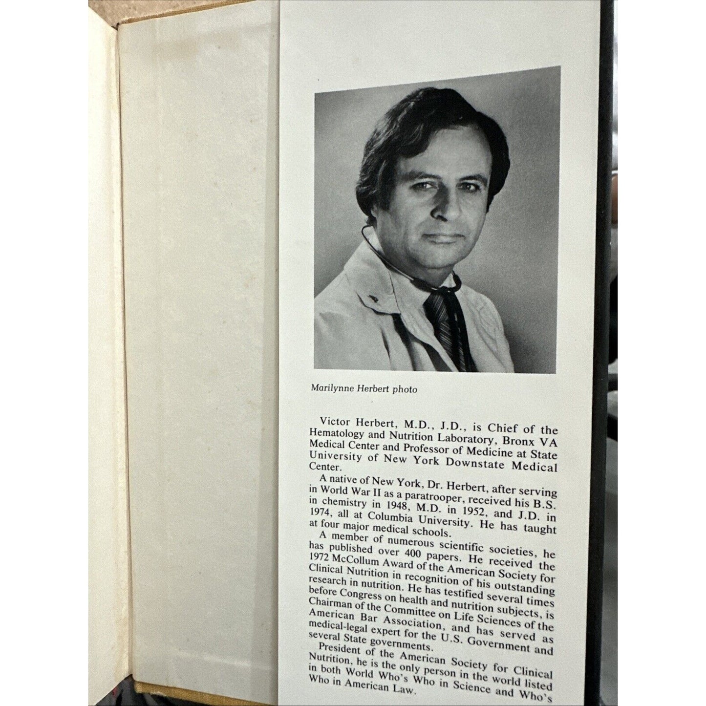 Nutrition Cultism : Facts and Fictions (SIGNED)
