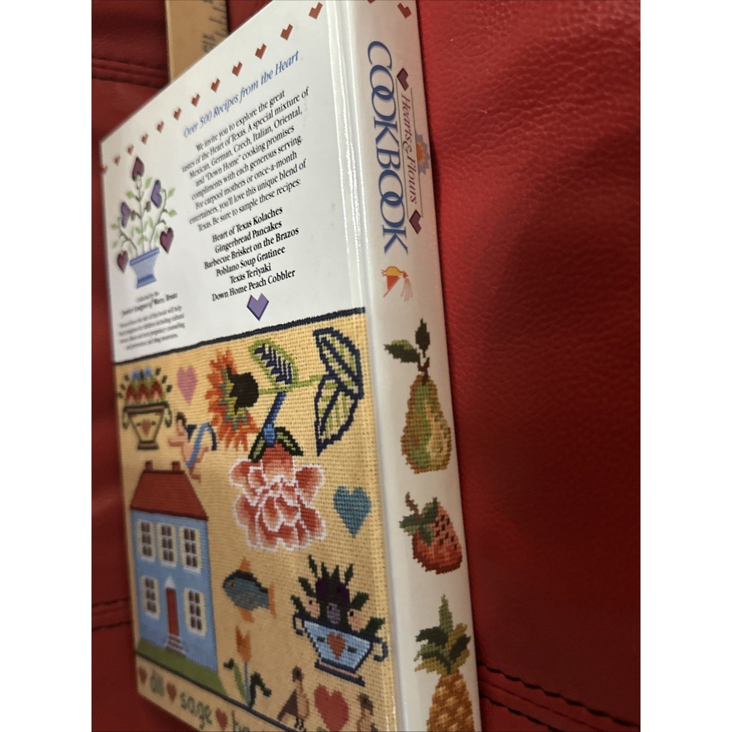 Hearts & Flours Cookbook: A Sampler Of Recipes From The Heart Of Texas By Junior