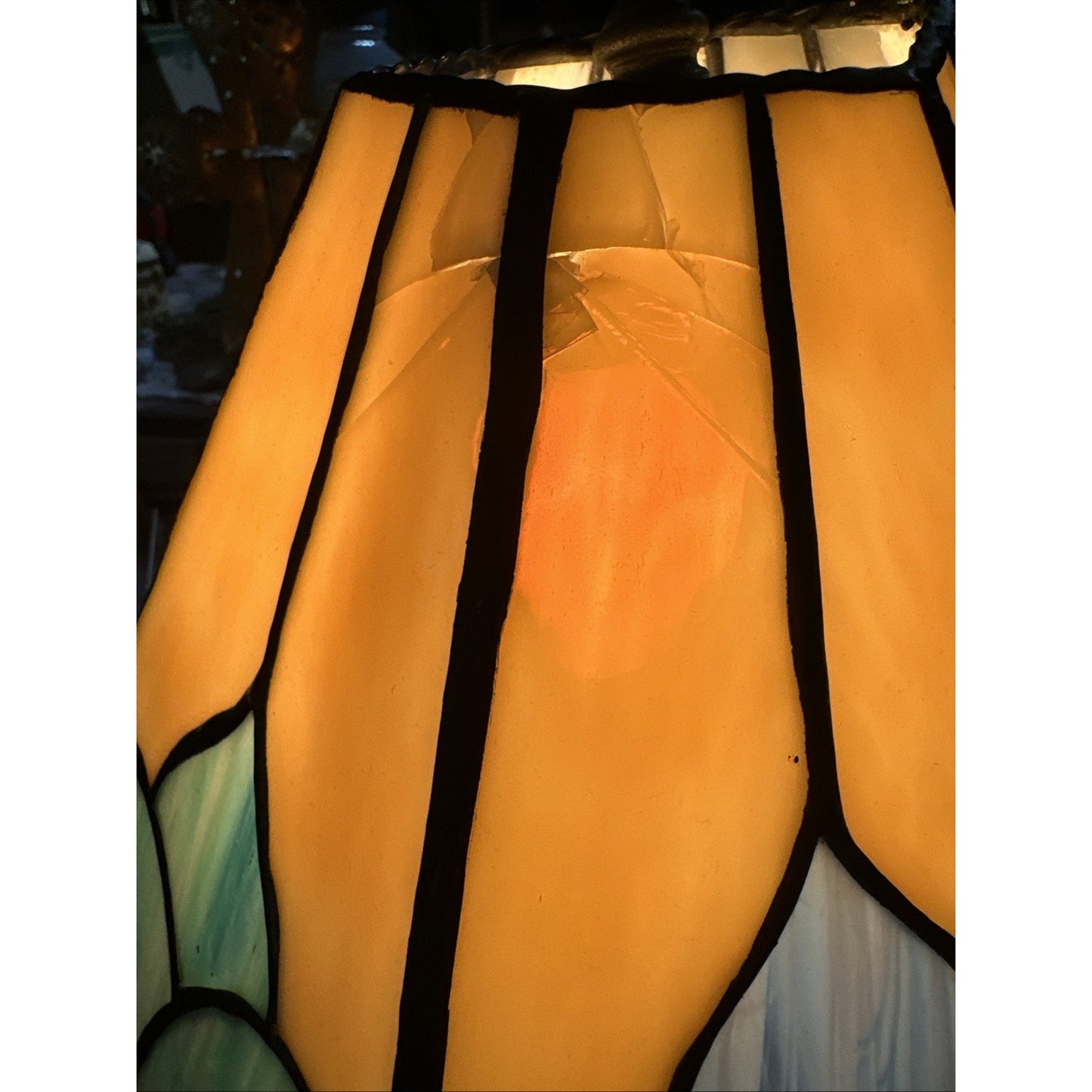 Vintage Tulip Heyco 31194 Glass Single Light Ascent Table Lamp Tiffany Style