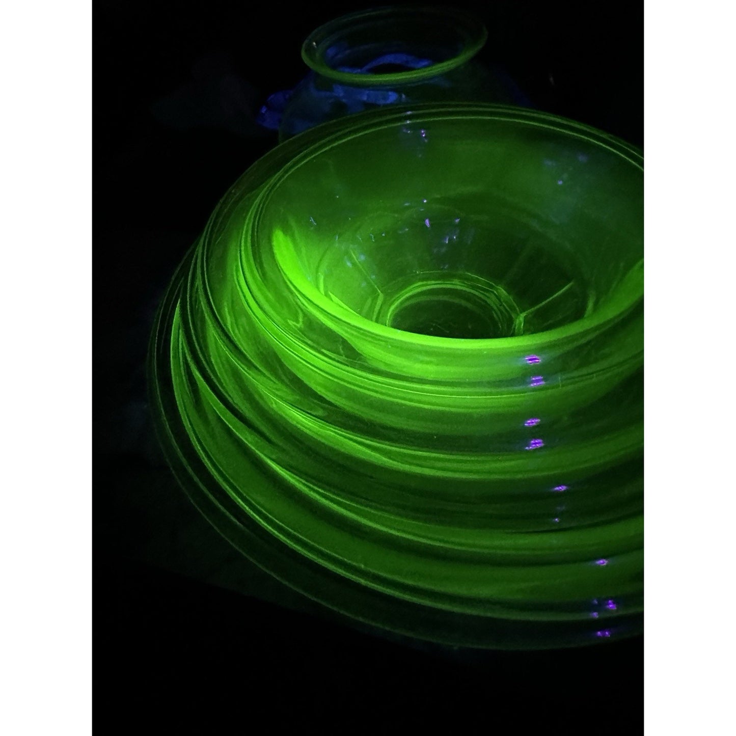 Hazel Atlas Green Uranium Vasaline mixing Bowl Set Of 5. Great Condition. Rare