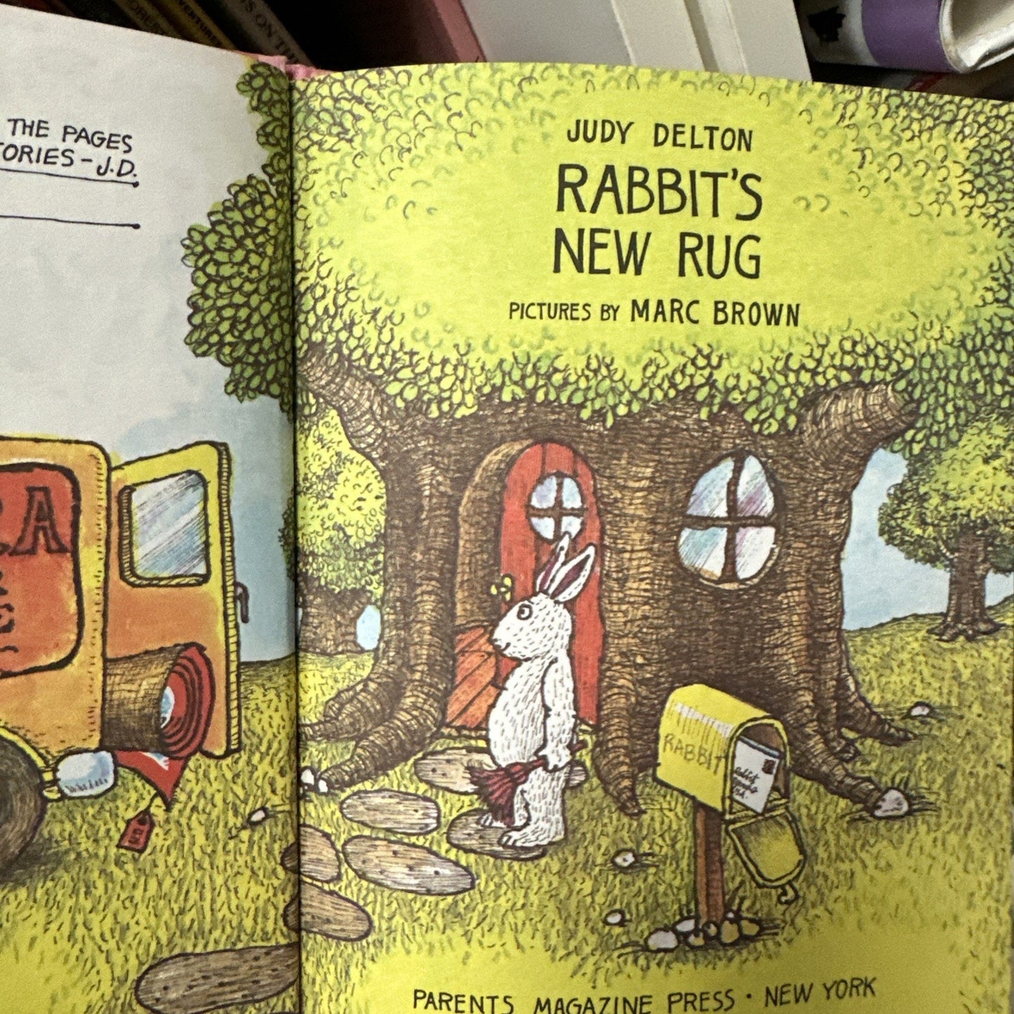 Rabbit's New Rug by Judy Delton and Marc Brown (1979, Hardcover)