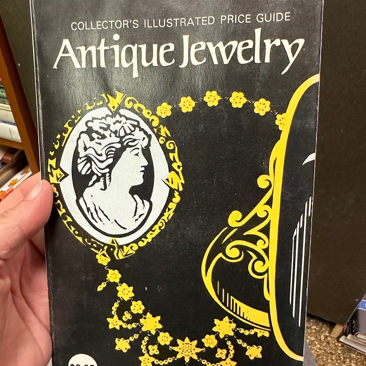 Antique Jewelry, Collector's Illustrated Price Guide.