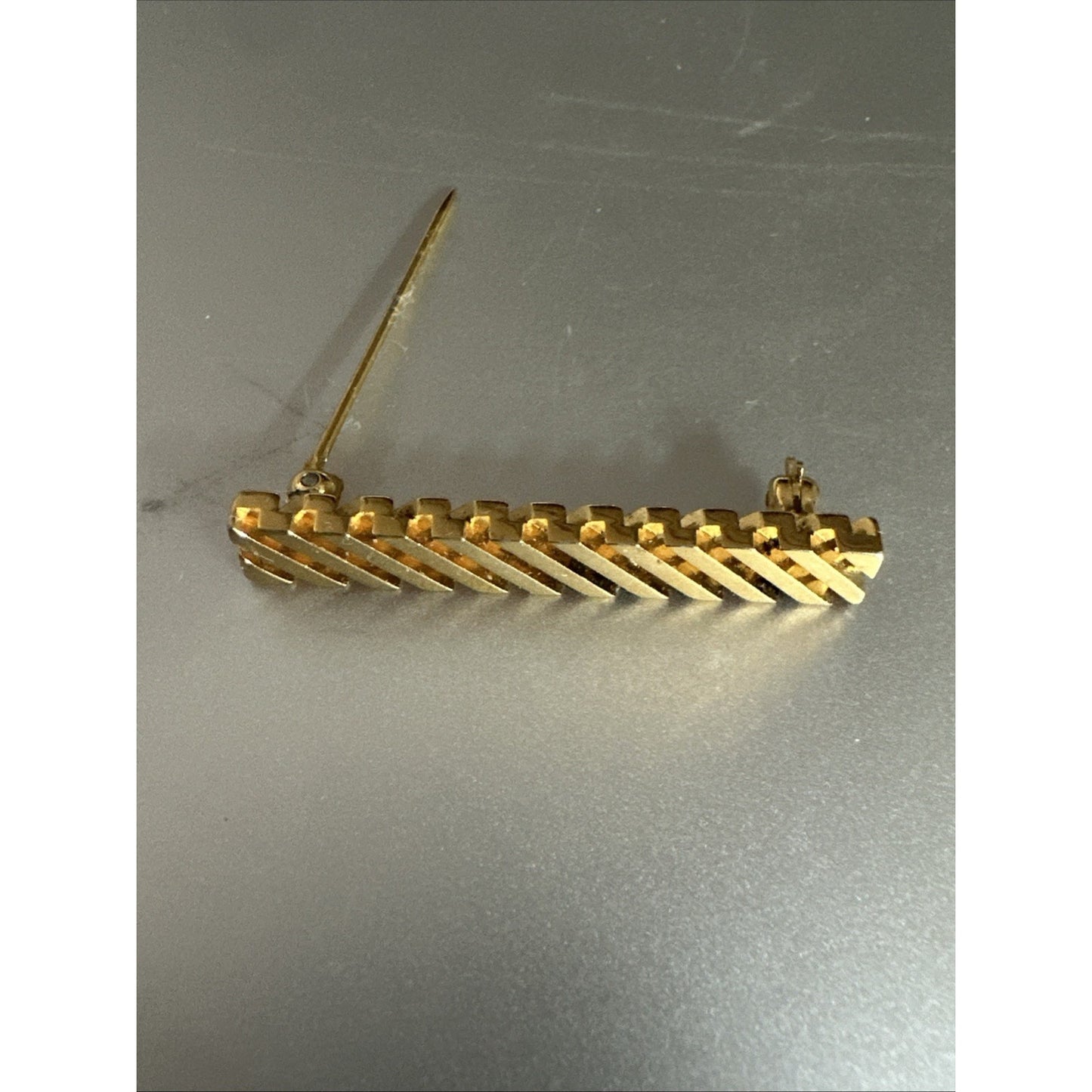Vintage Signed Trifari Gold Tone Bar Brooch Pin
