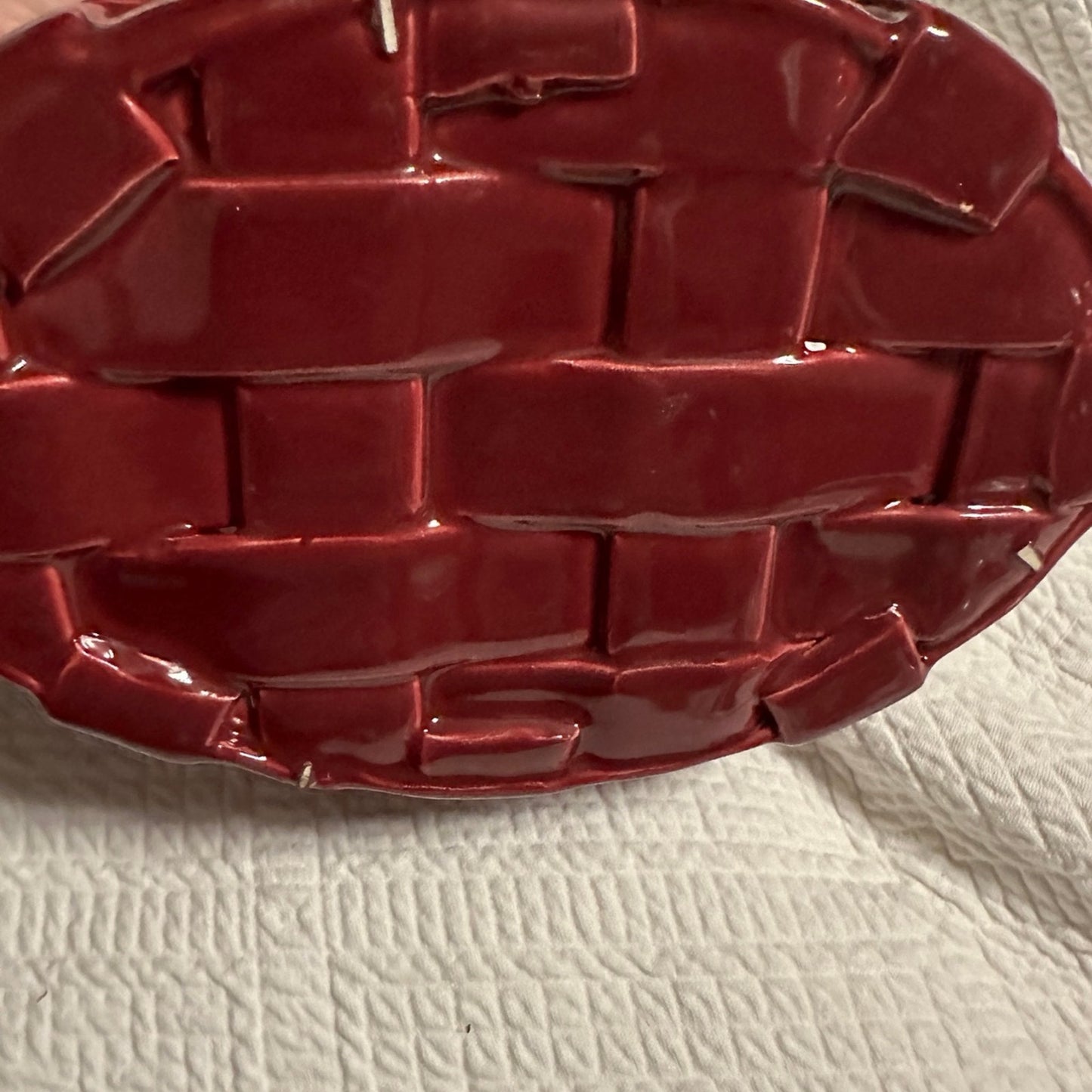 Woven ceramic basket 8x6x6