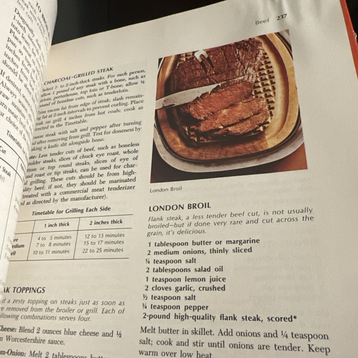 Betty Crocker's Cookbook SEARS Holiday Edition Pie Cover 1972 Vintage Hardcover