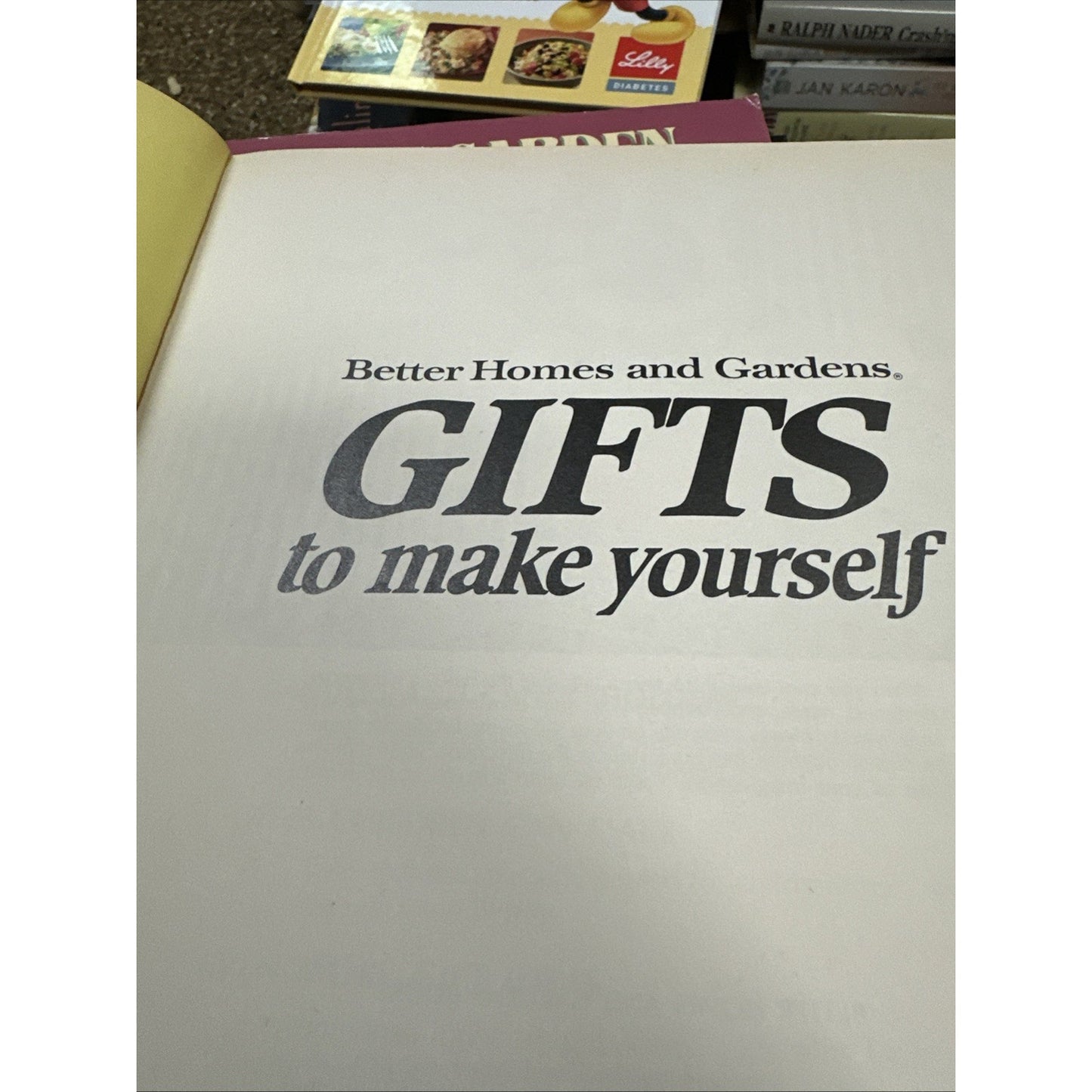 Better Homes and Garden Gift Book