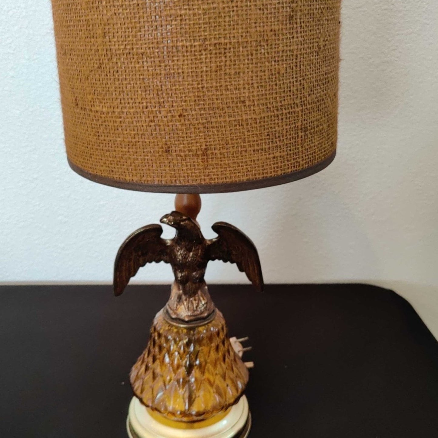 Vintage Mid Century  Eagle Art LAMP Tested Works. MCM