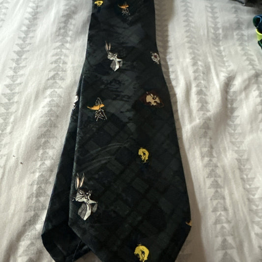 Looney Tunes Mania 1993 Necktie 100% Polyester EUC Bugs Bunny Daffy Tweety