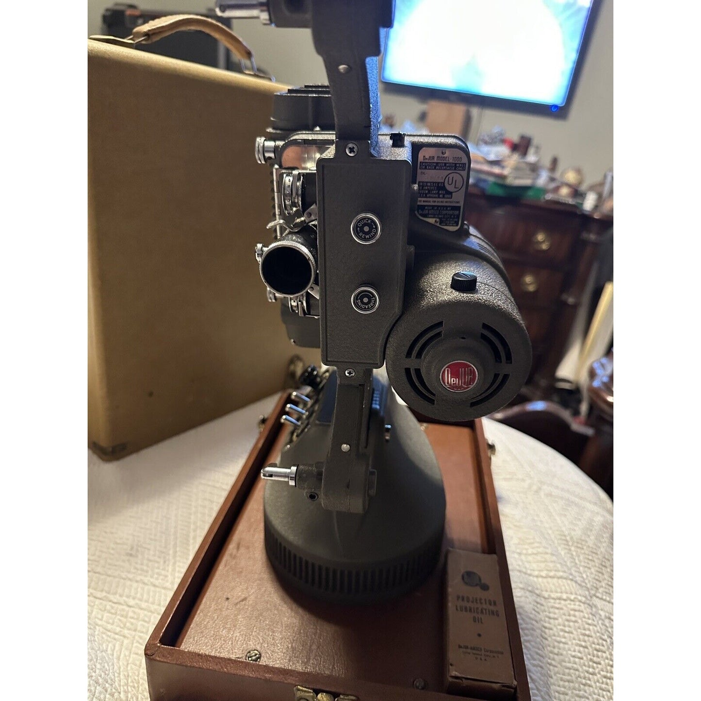 1950s DeJUR 8mm Home Movie Projector Model #750 w/Original Case