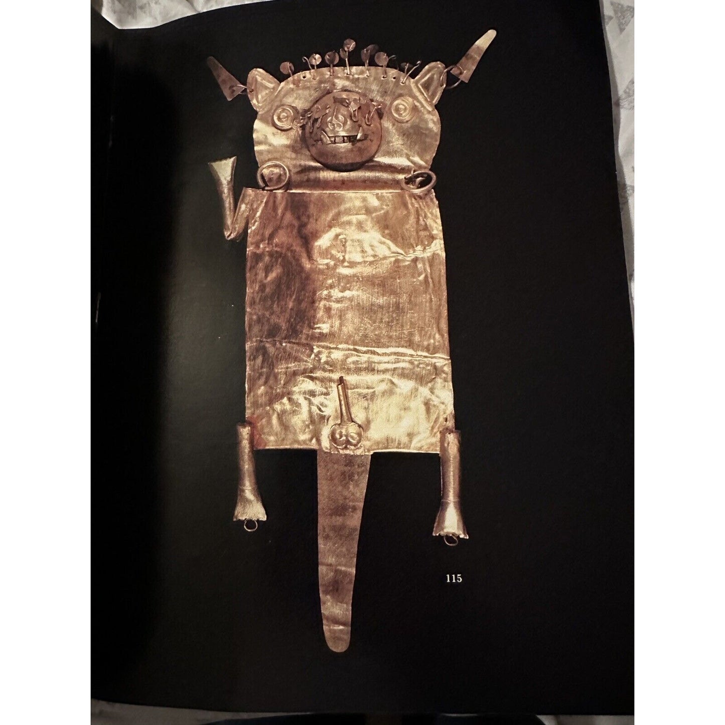 Oro Del Peru 1982 World's Fair museum exhibition program, book