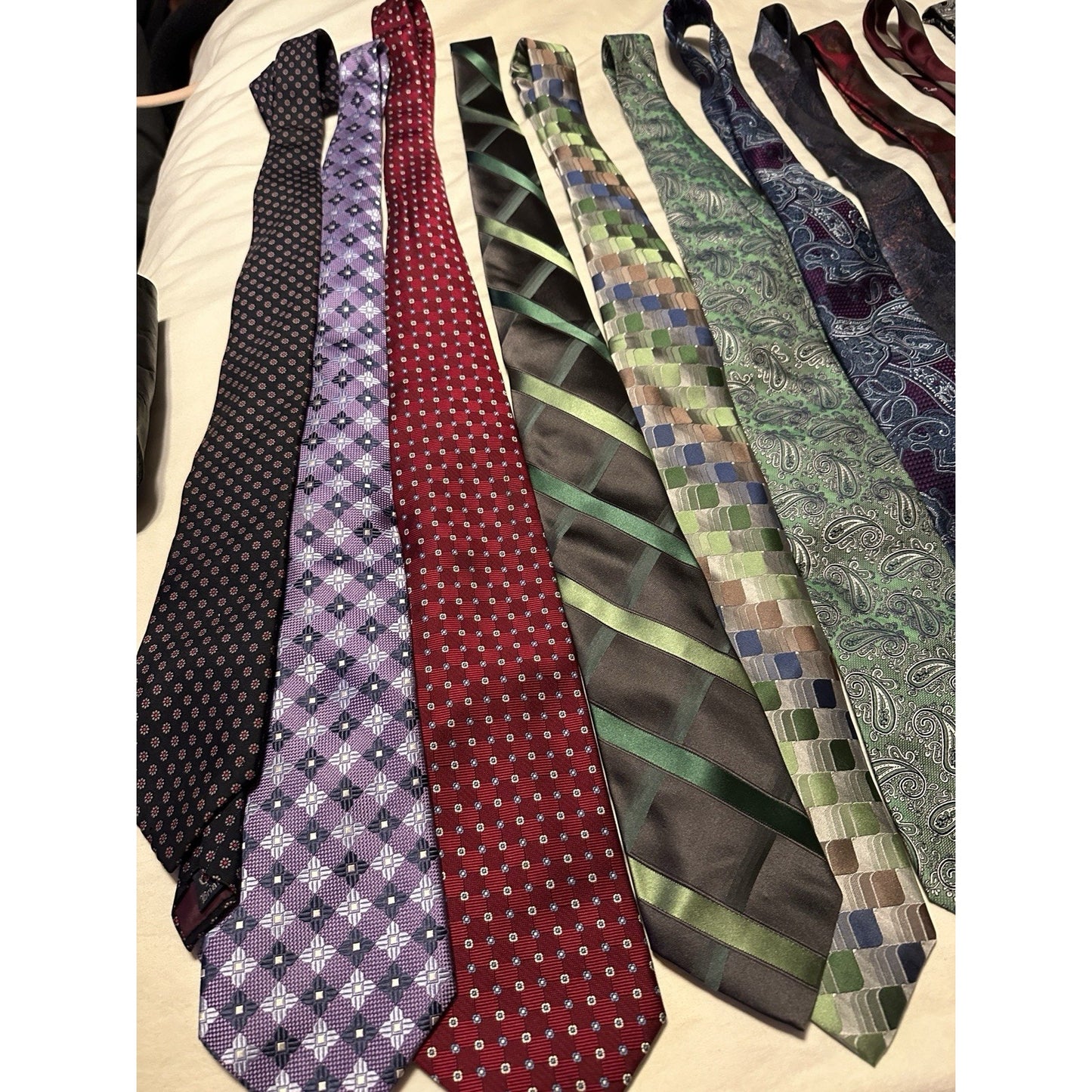 Lot of 15 Men’s High End Designer Dress Ties Brooks Brothers, Jos A Banks Dior