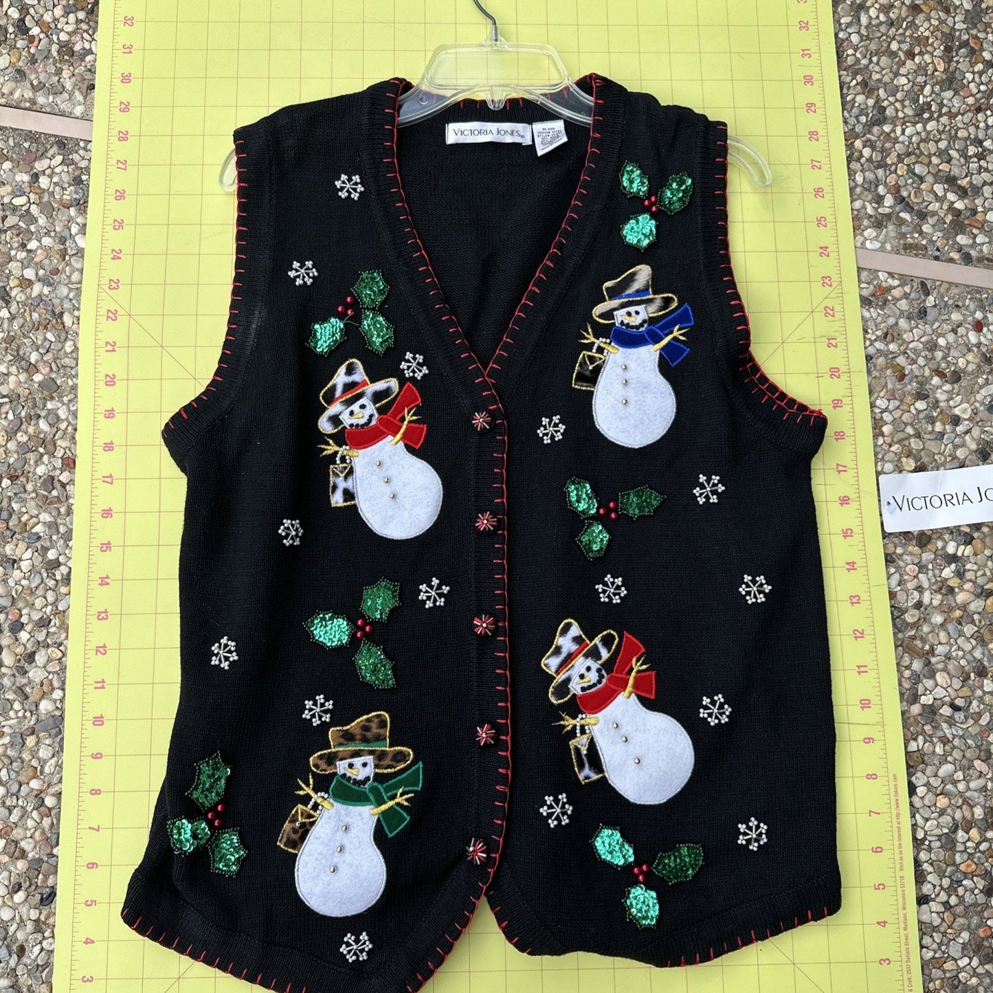 Victoria Jones Christmas Sweater Vest Women's Medium Multicolor Sleeveless