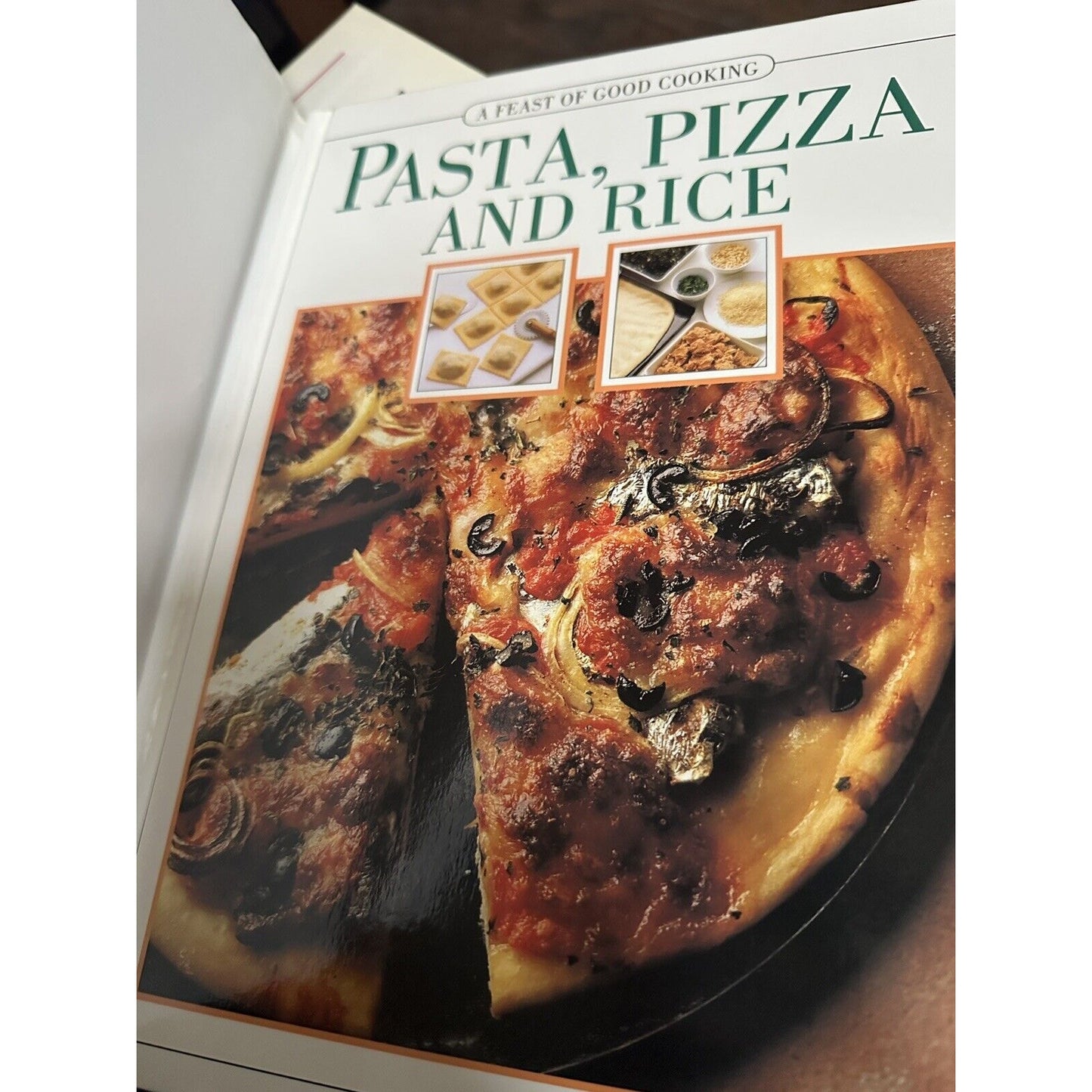 'PASTA, PIZZA AND RICE (FEAST OF GOOD COOKING S.)' By ROS COCKS