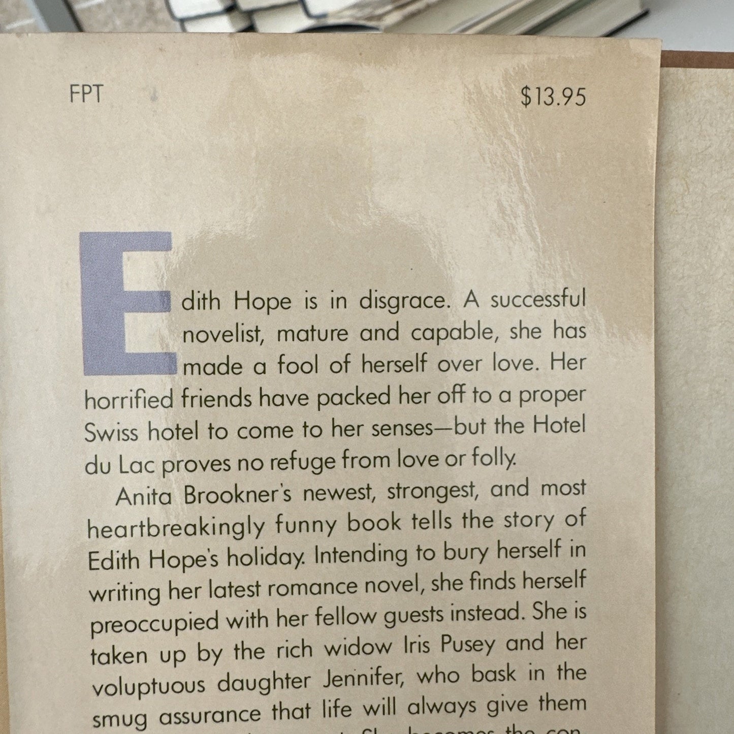 Hotel Du Lac Hardcover Anita Brookner 1984 Comedy Romance Love Vintage
