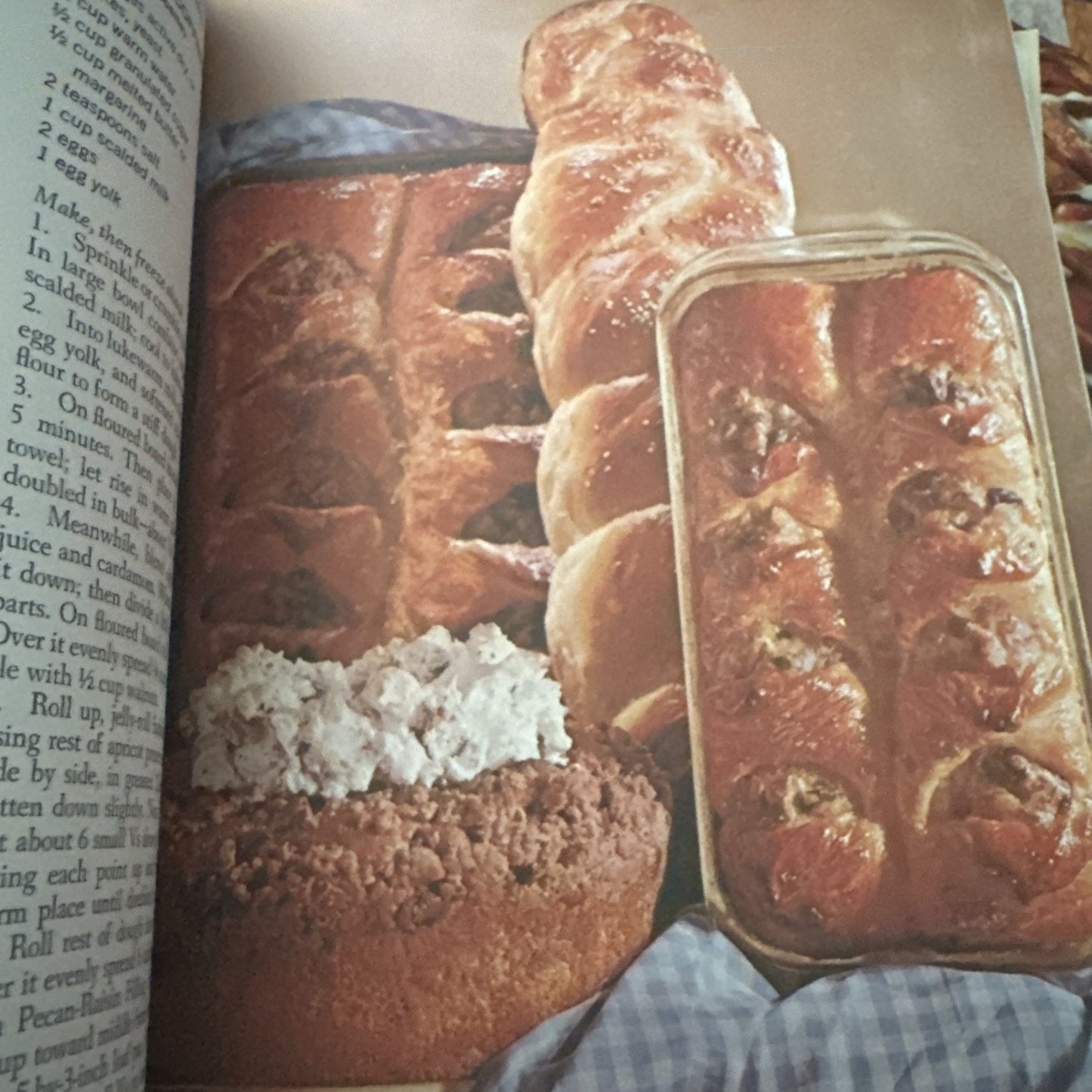 Good Housekeeping's Clock-Watchers Cook Book #11 by Food Editors 1967