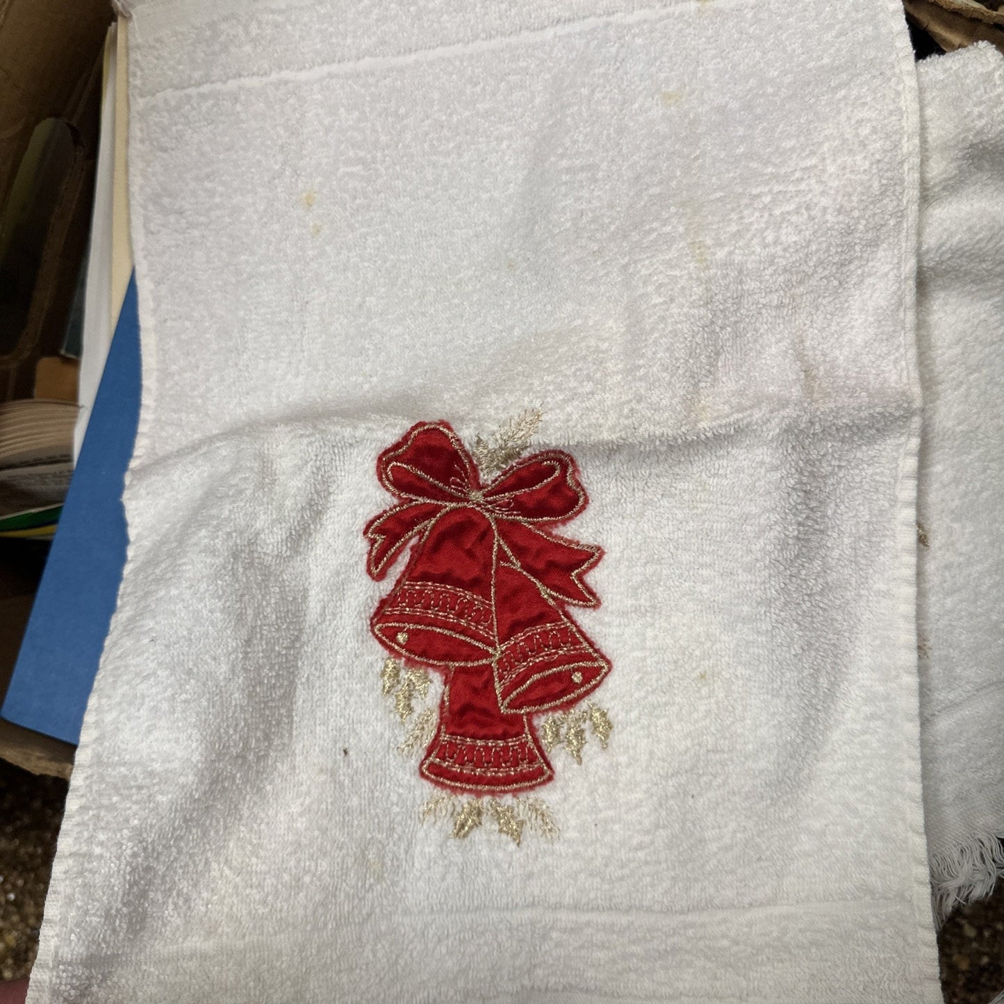 Vintage Cannon Hand Towels Ivory Red Holiday Bells 100% Cotton USA 10”x16”