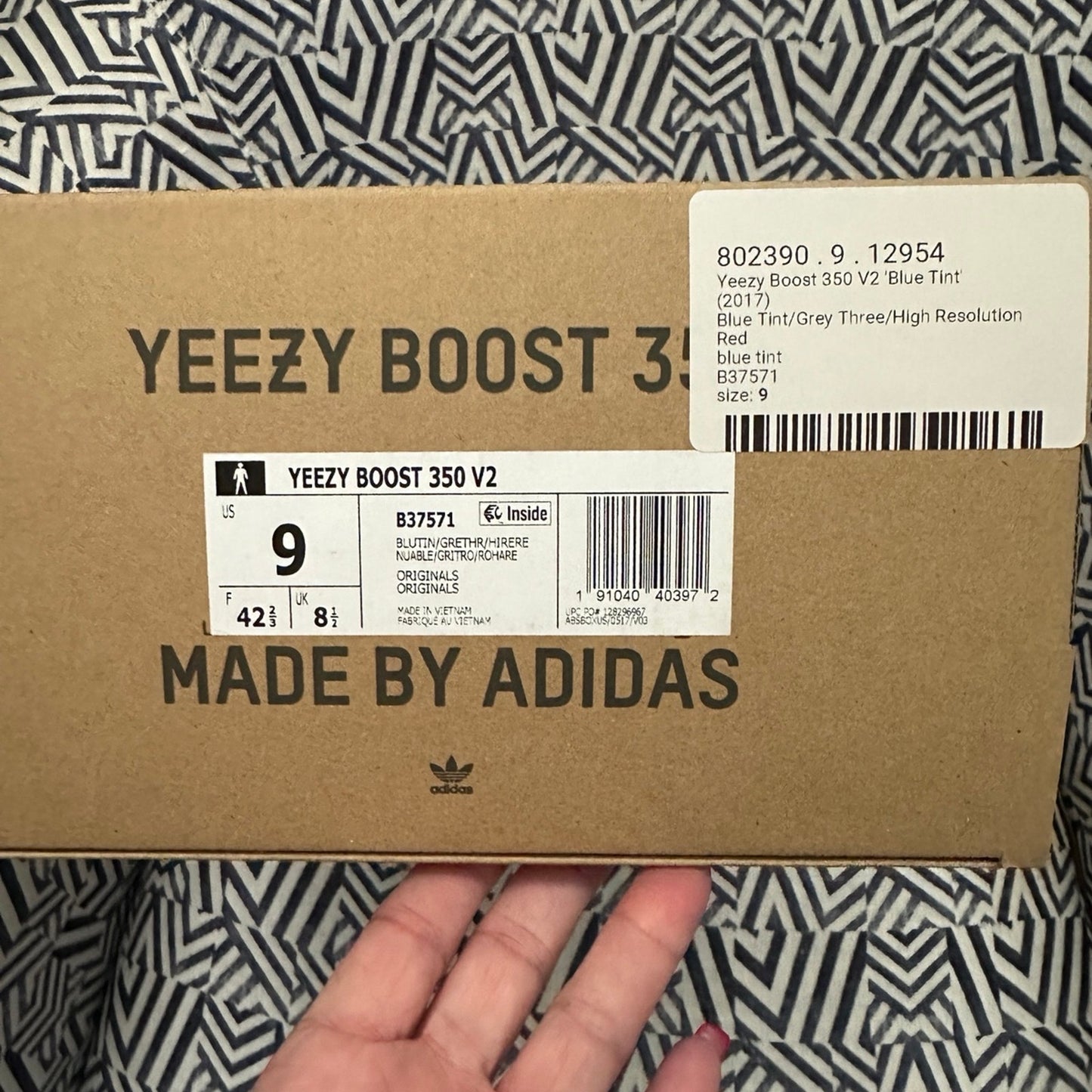 Yeezy New Yeezy empty box