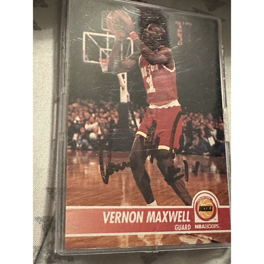 1994-95 Hoops Houston Rockets Basketball Card #77 Vernon Maxwell Signed