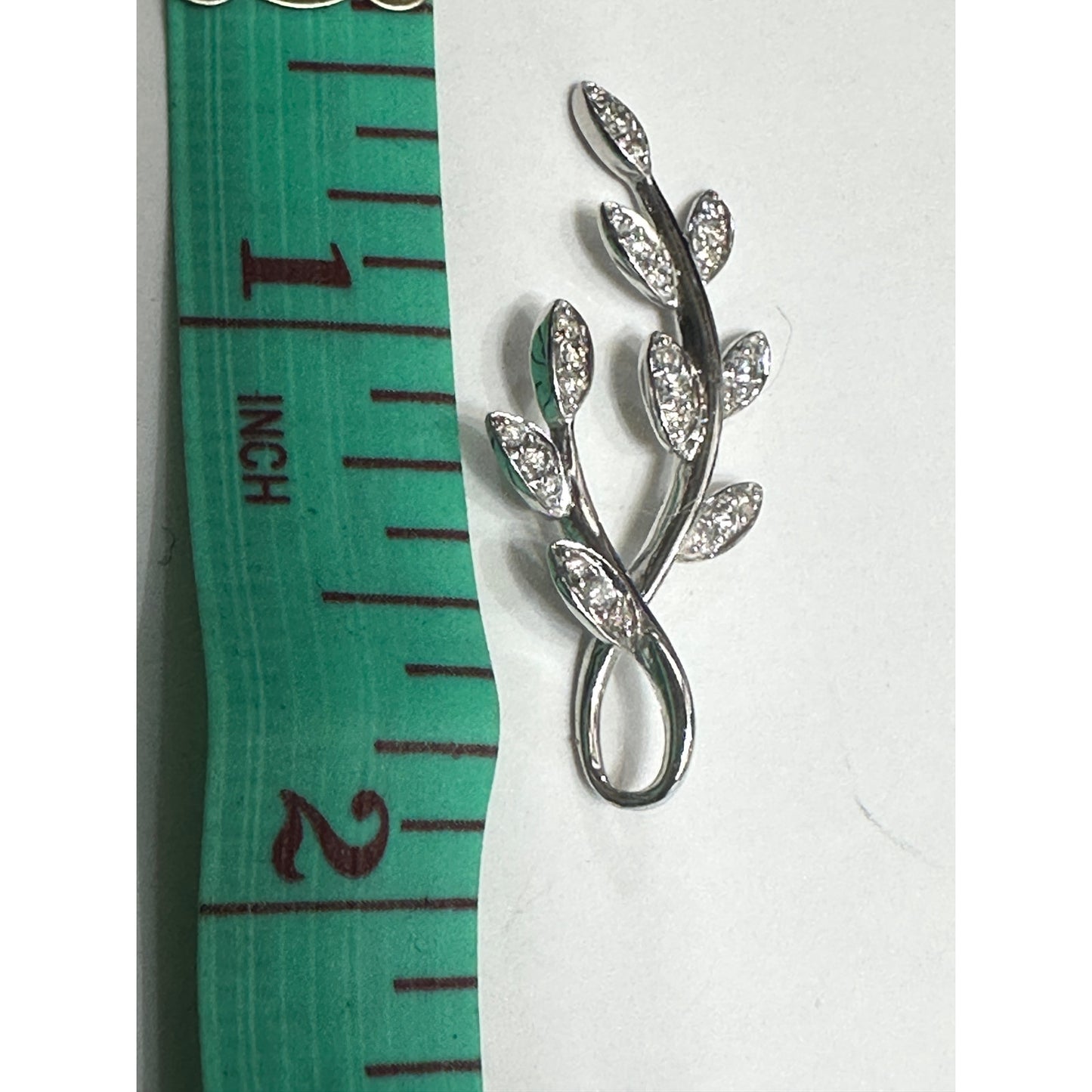 14K white Gold Diamond pendant,